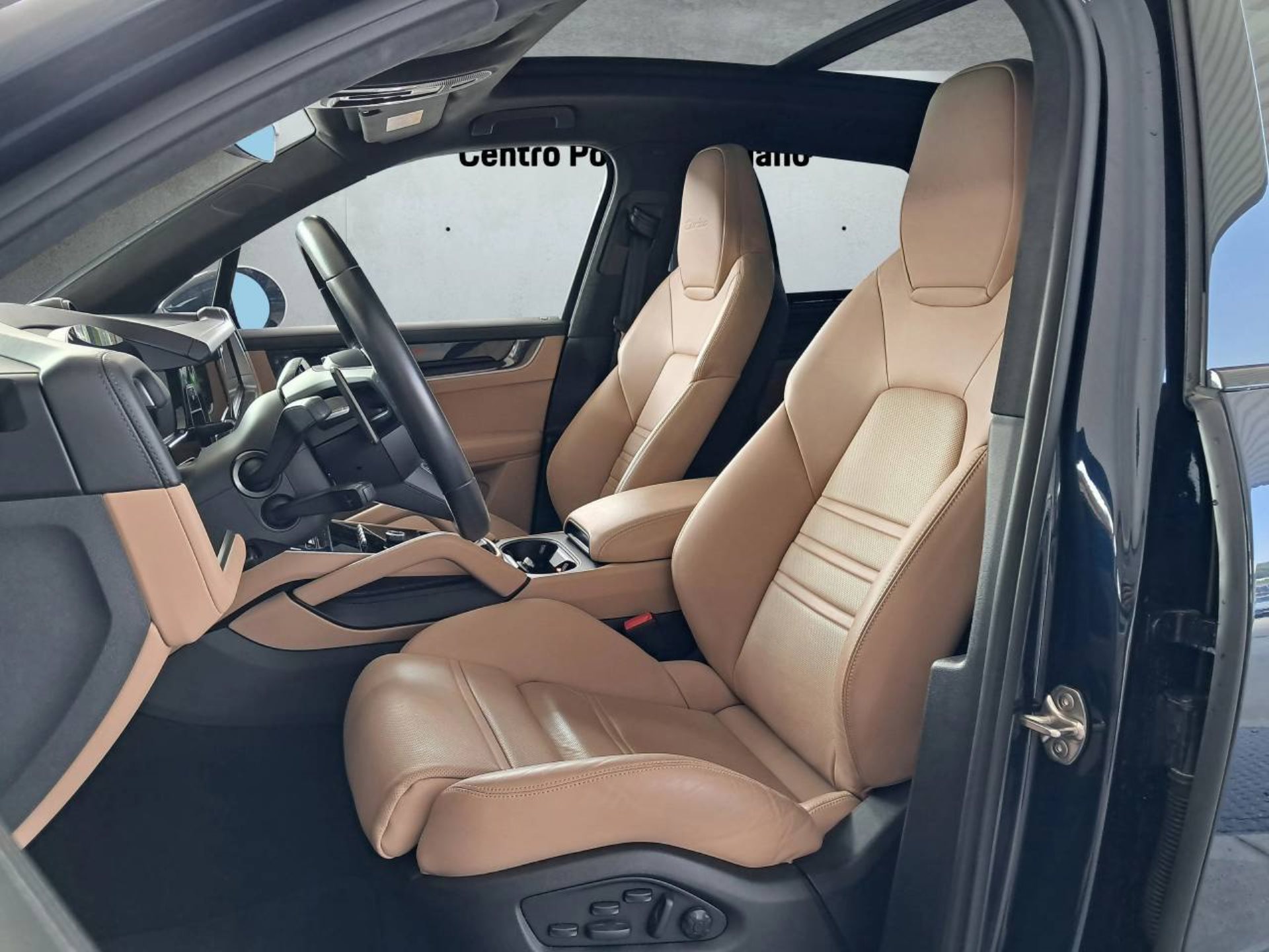 PORSCHE Cayenne Turbo E-Hybrid (MY24)-image-4