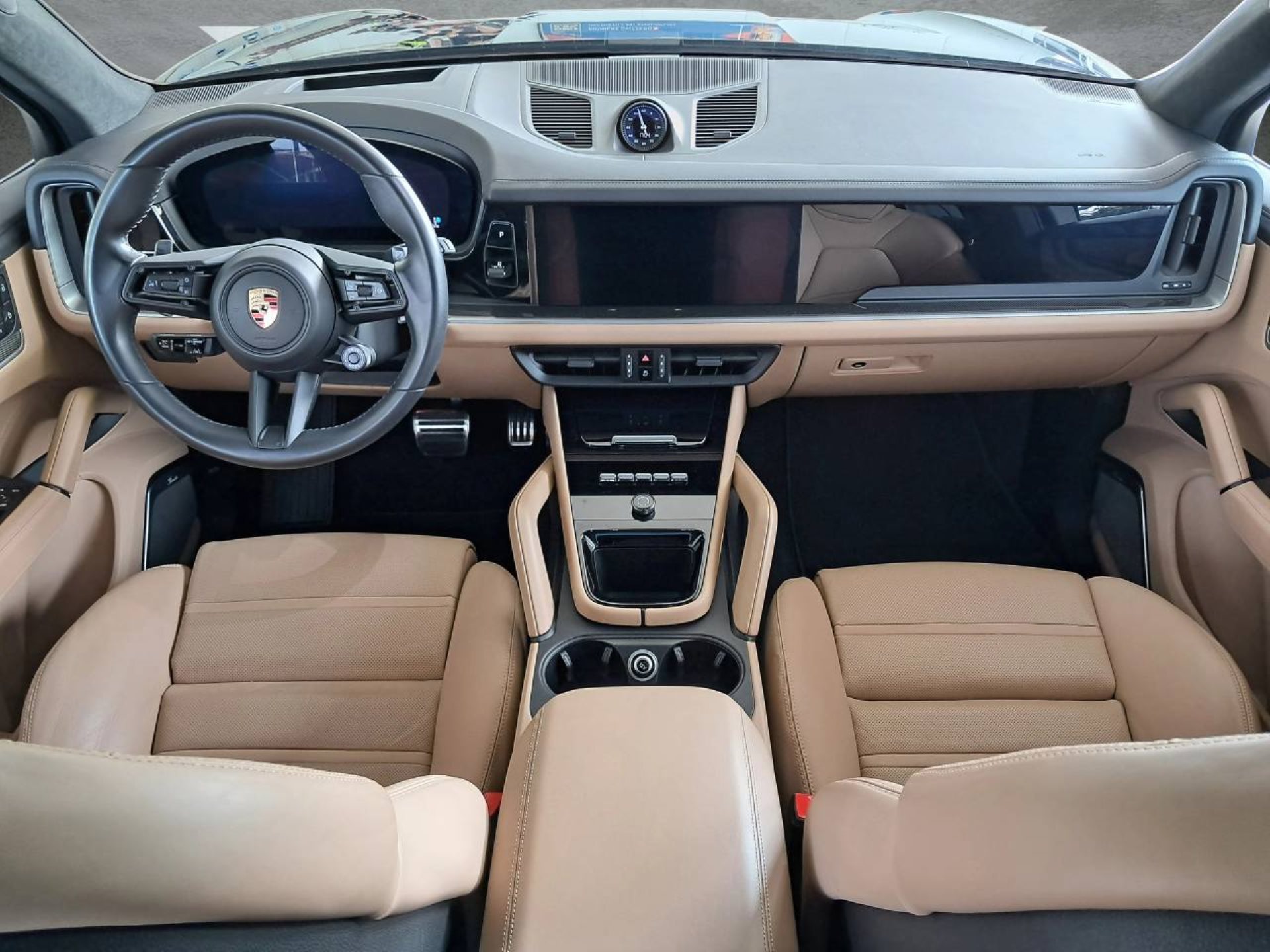 PORSCHE Cayenne Turbo E-Hybrid (MY24)-image-15