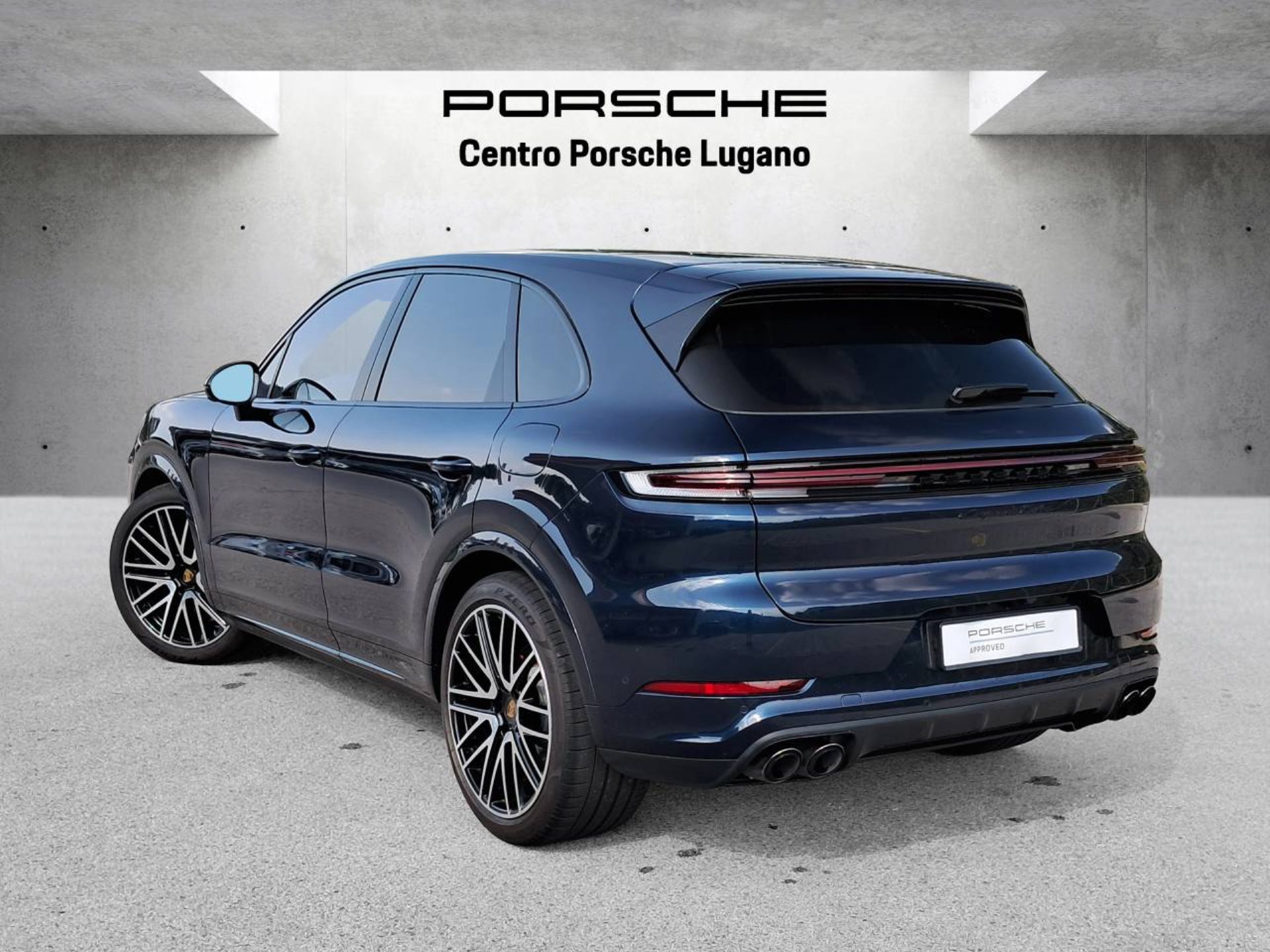 PORSCHE Cayenne Turbo E-Hybrid (MY24)-image-2