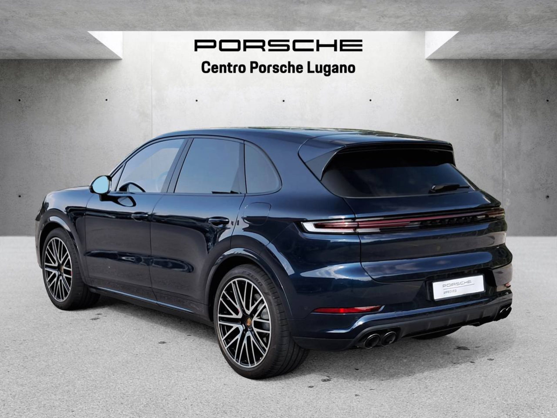 PORSCHE Cayenne Turbo E-Hybrid (MY24)-image-6