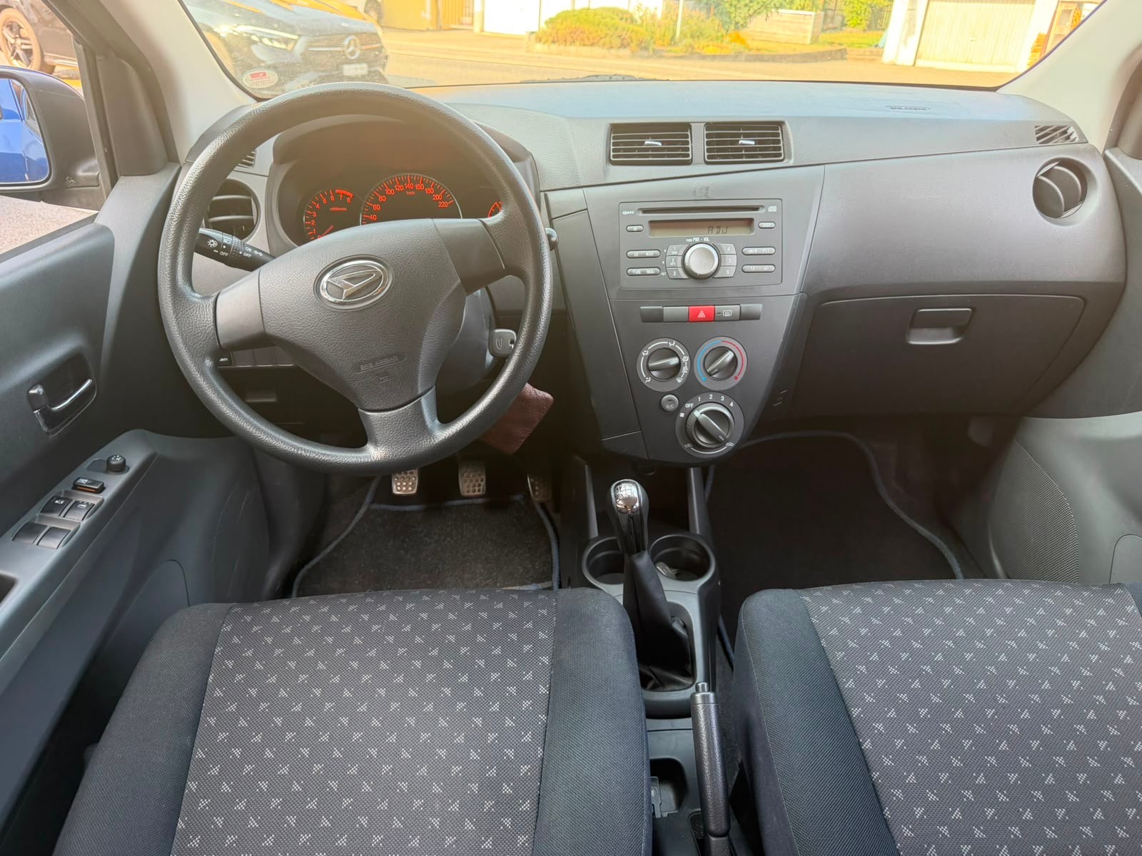 DAIHATSU Cuore 1.0-image-8
