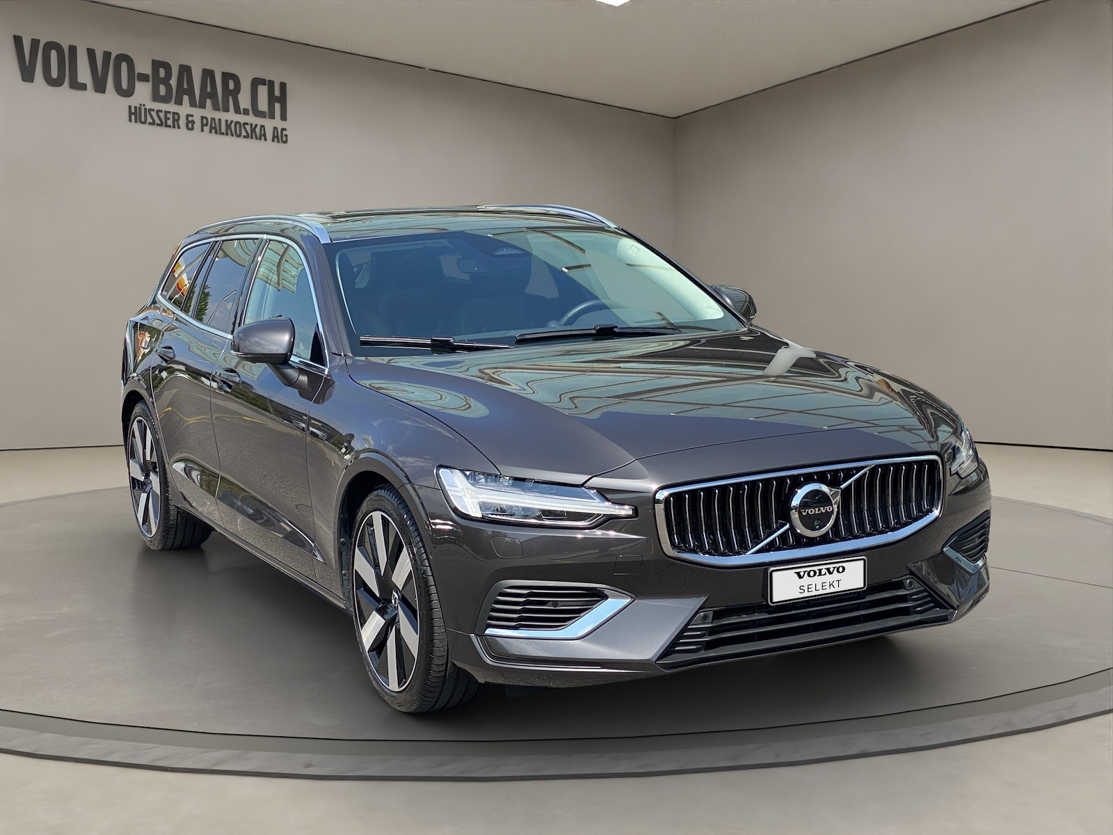 VOLVO V60 2.0 T8 TE Ultra Bright eAWD-image-6