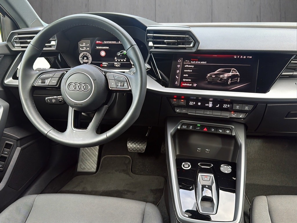 AUDI A3 Allstreet TFSI e 150 kW Attraction S tronic*Rückfahrkamera, Standklima, (5-Jahre Garantie)-image-7