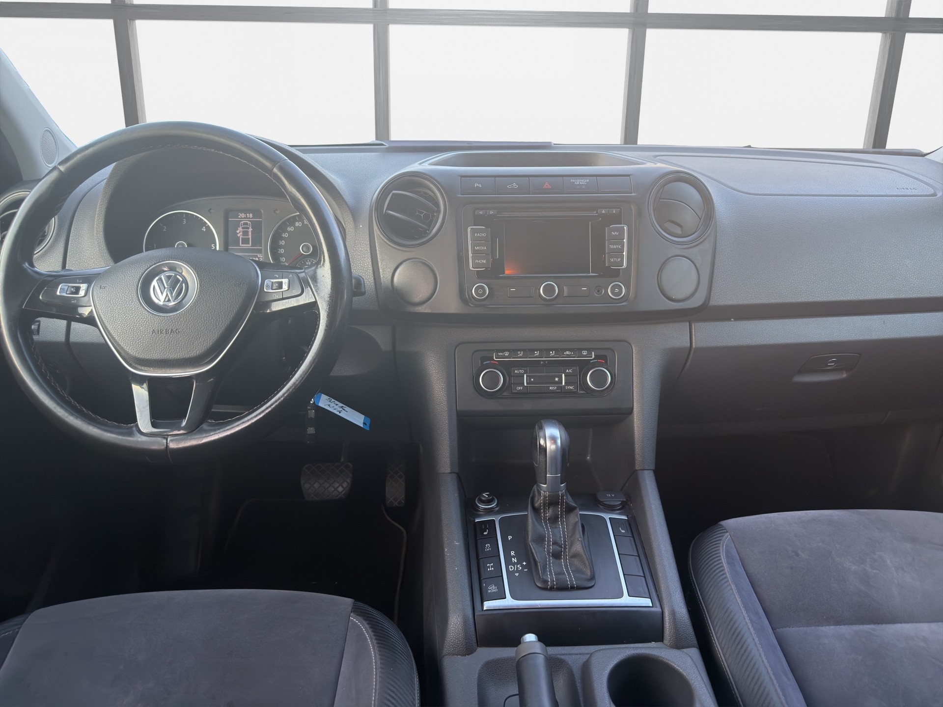 VW Amarok 2.0 BiTDI Highline 4Motion permanent A-image-12