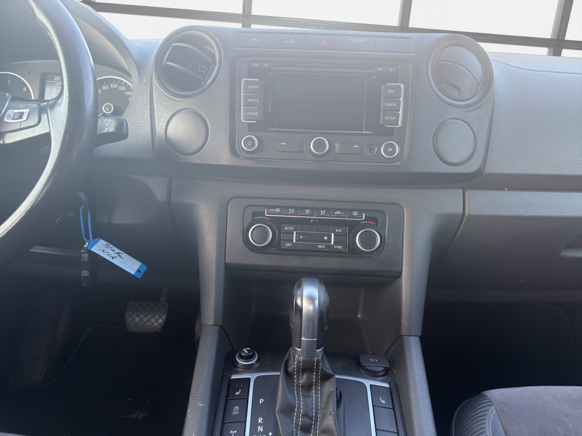 VW Amarok 2.0 BiTDI Highline 4Motion permanent A-image-13