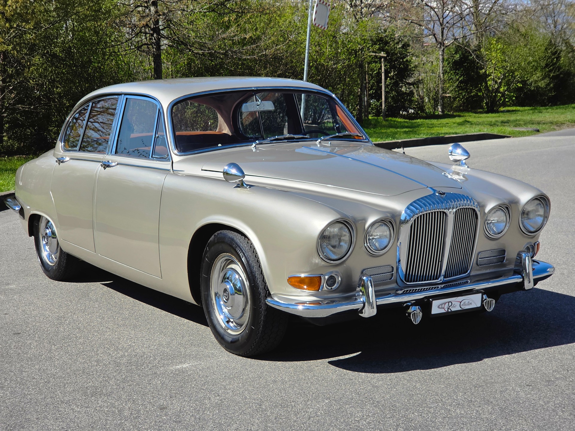 JAGUAR Daimler 420 Sovereign - voiture CH - boîte mécanique - Overdrive - rarissime - superbe état - expertisée vétéran 10.24.-image-4