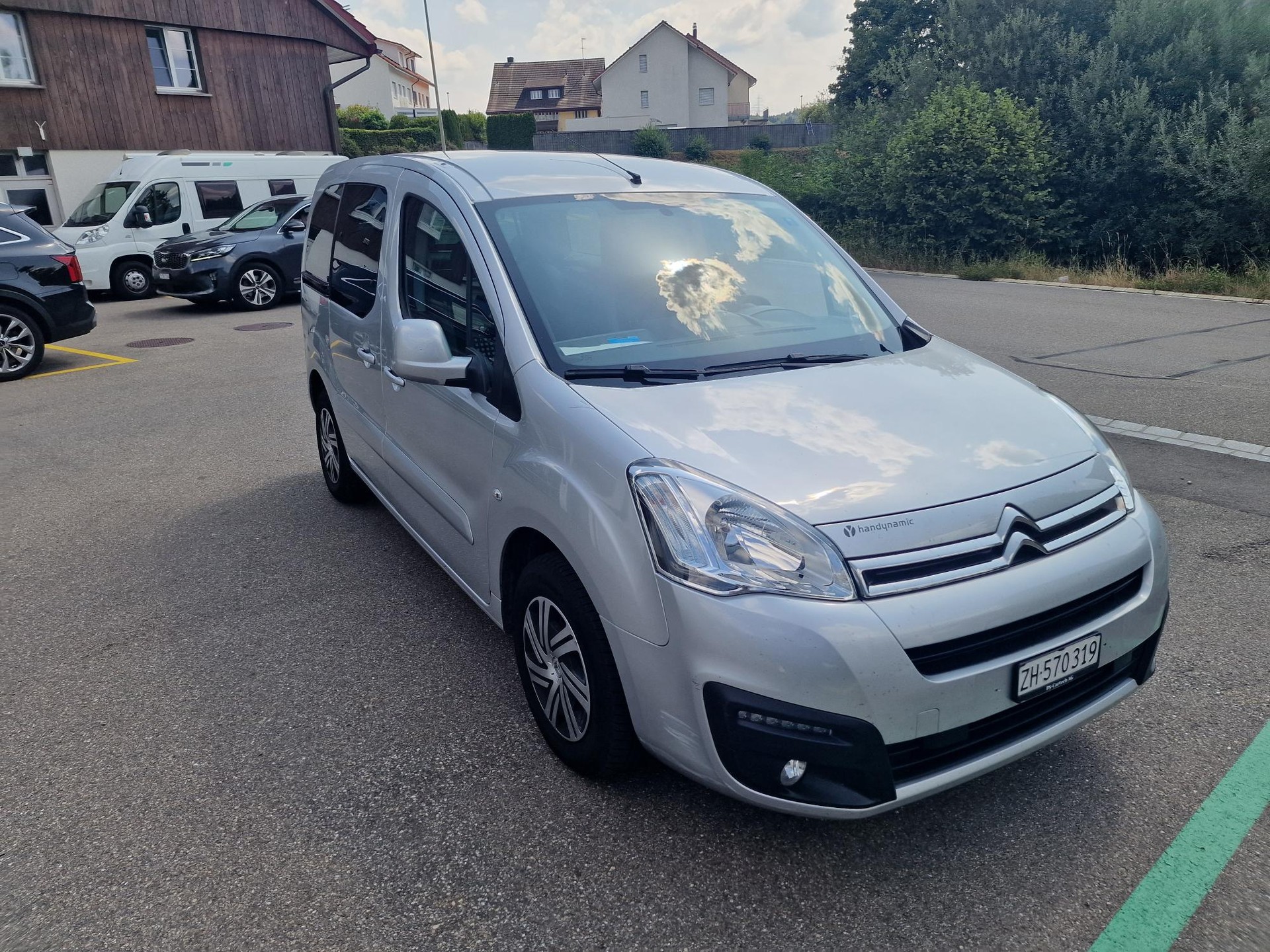 CITROEN Berlingo 1.6 BlueHDi Feel-image-16