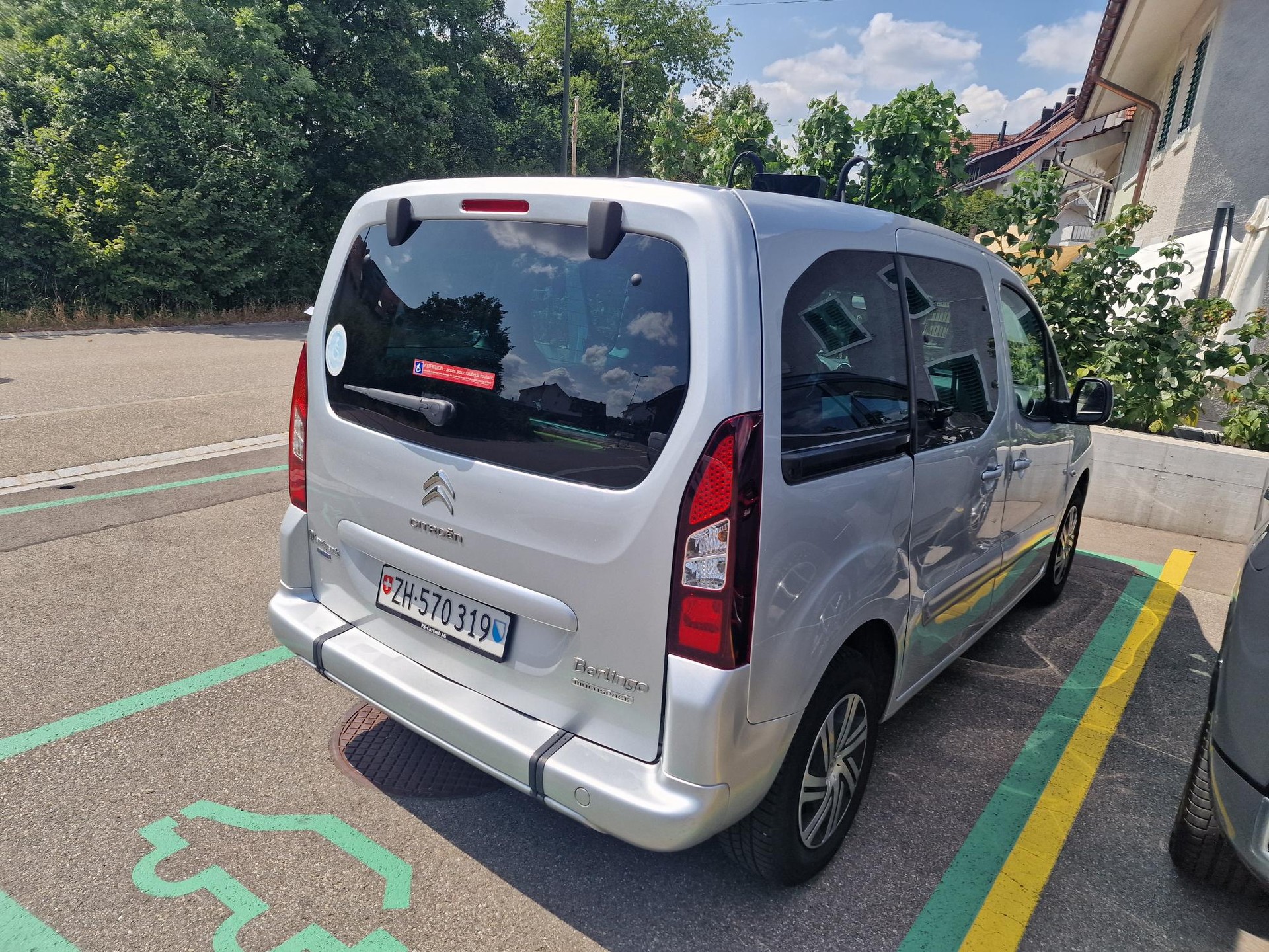 CITROEN Berlingo 1.6 BlueHDi Feel-image-3