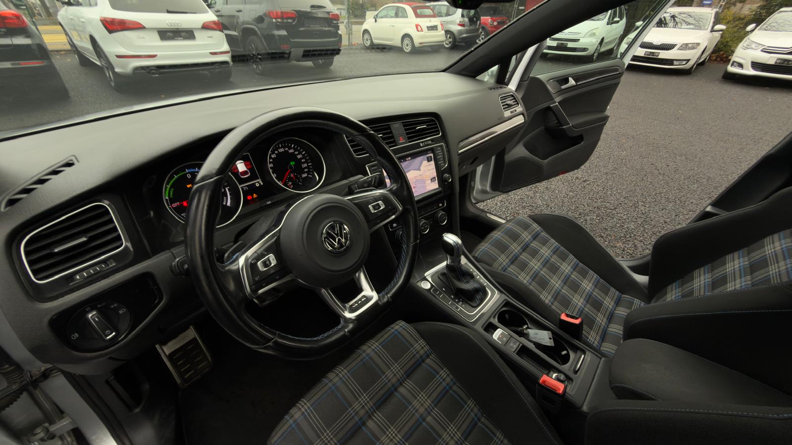 VW Golf 1.4 TSI GTE DSG-image-8