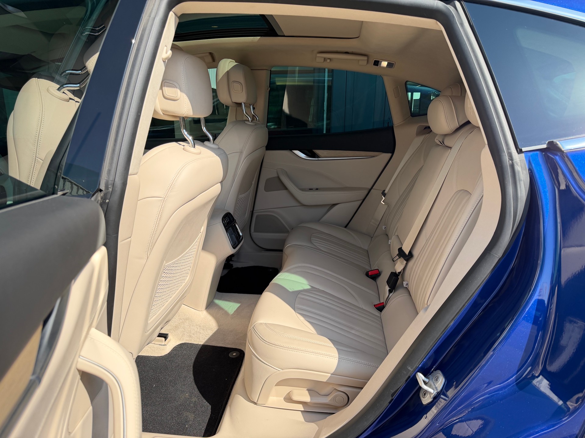 MASERATI Levante S 3.0V6 GranSport-image-7