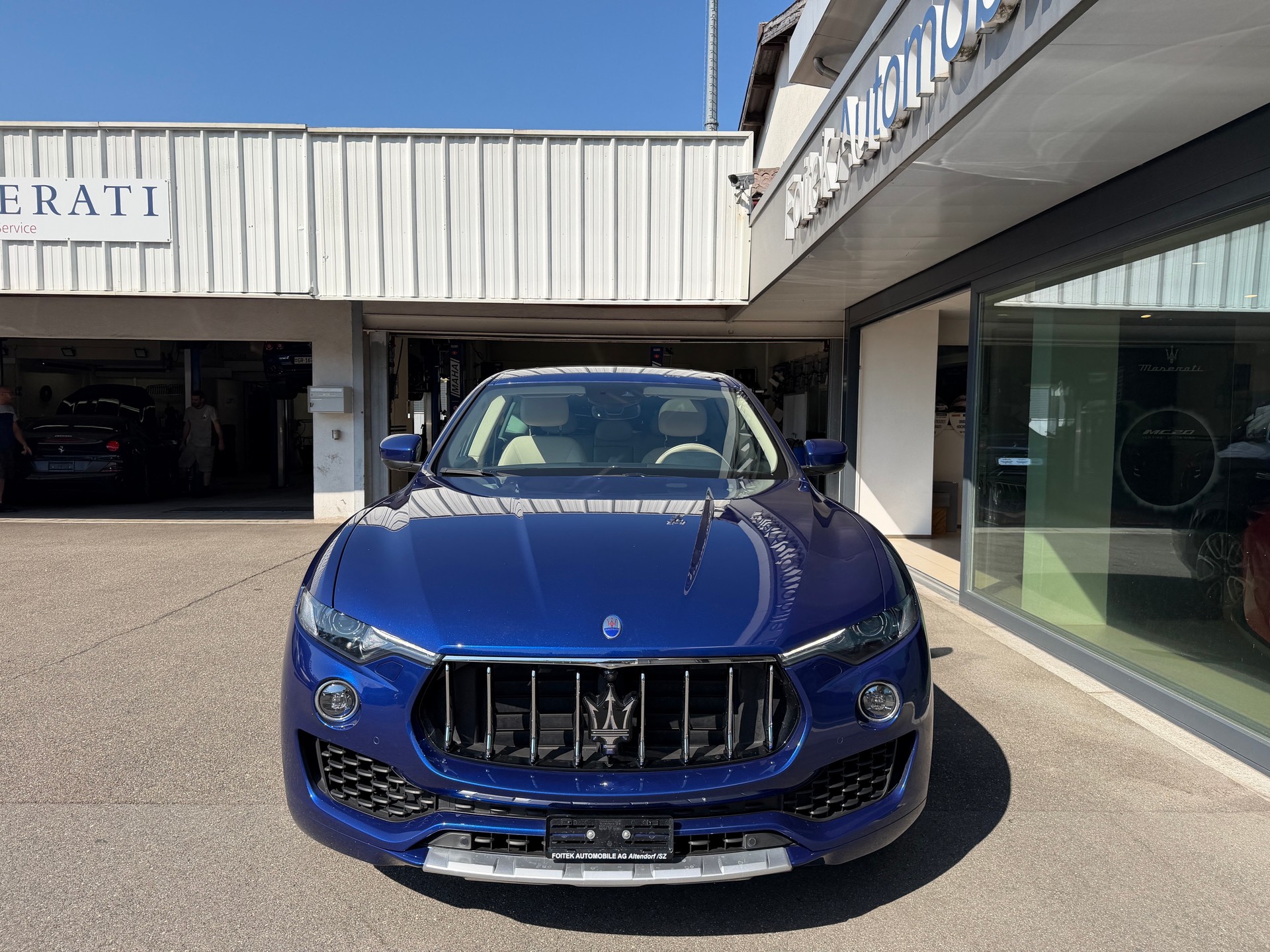 MASERATI Levante S 3.0V6 GranSport-image-11