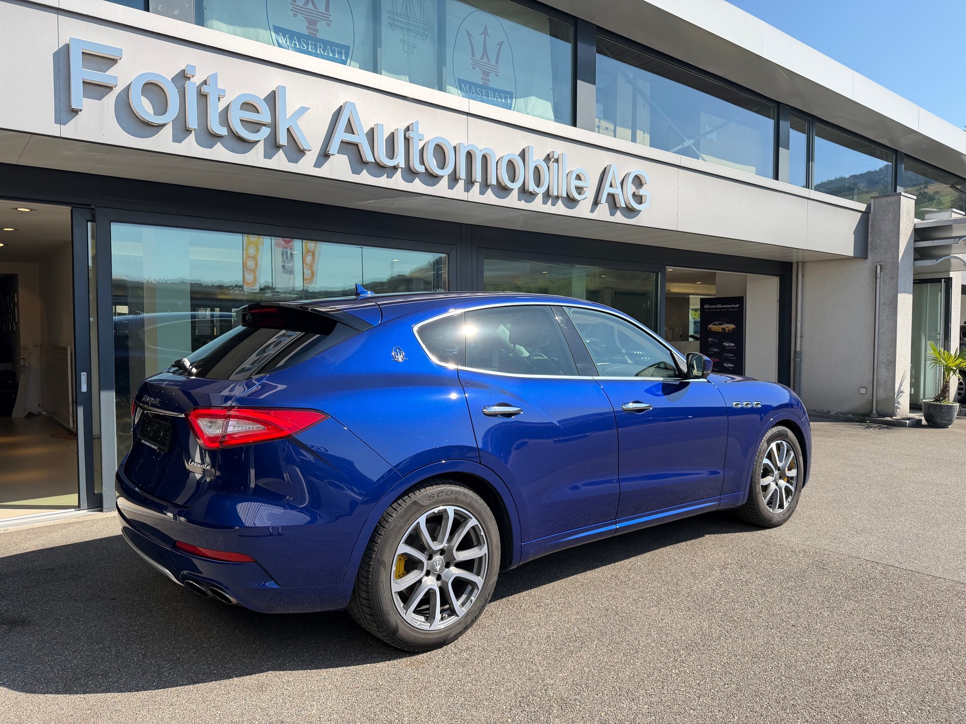 MASERATI Levante S 3.0V6 GranSport-image-3