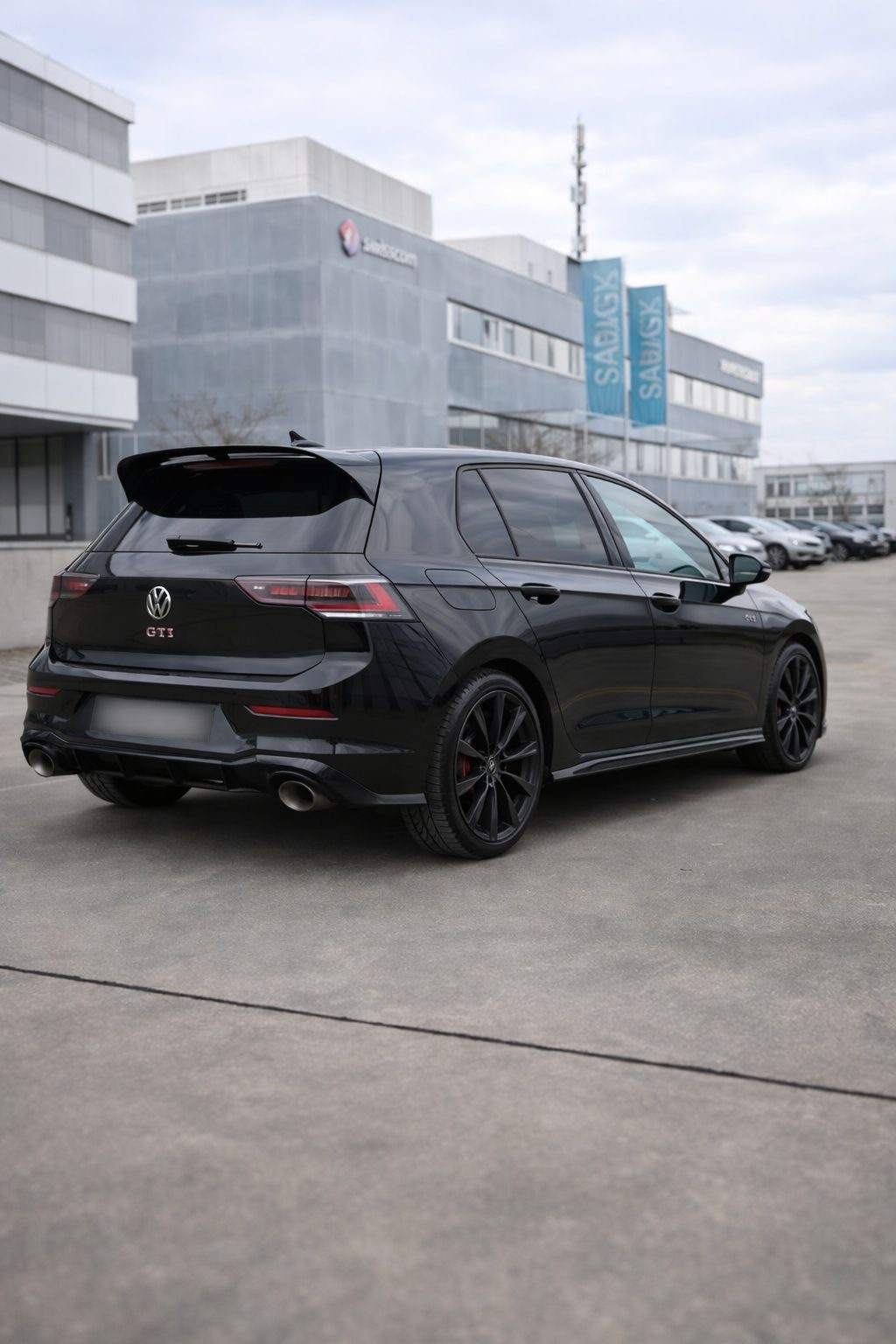 VW Golf 2.0 TSI GTI Clubsport DSG-image-4