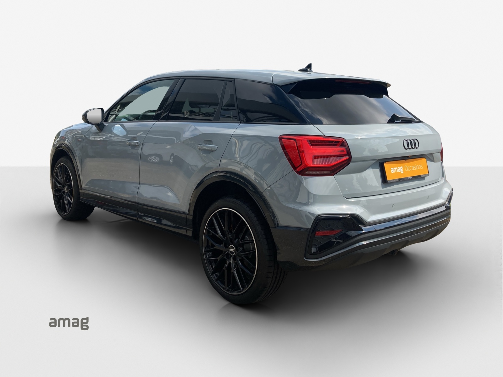 AUDI Q2 35 TFSI S line S-tronic-image-2