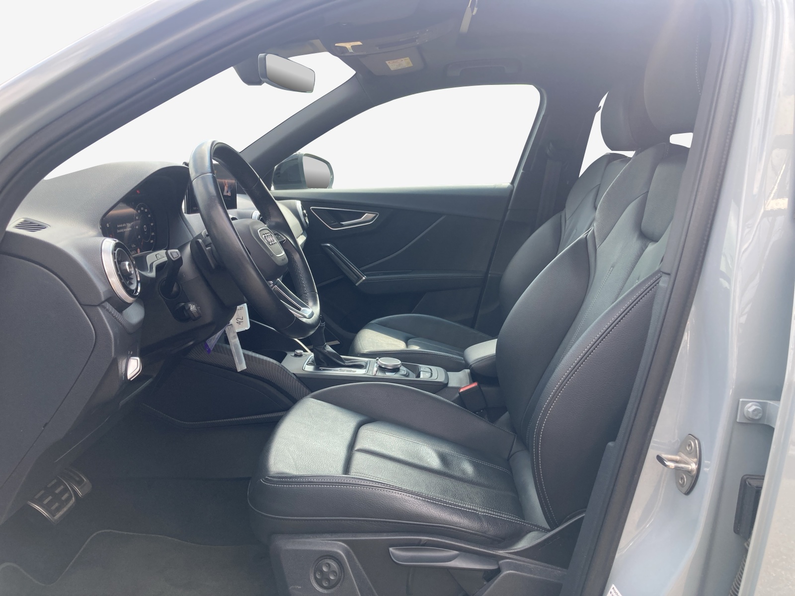 AUDI Q2 35 TFSI S line S-tronic-image-7