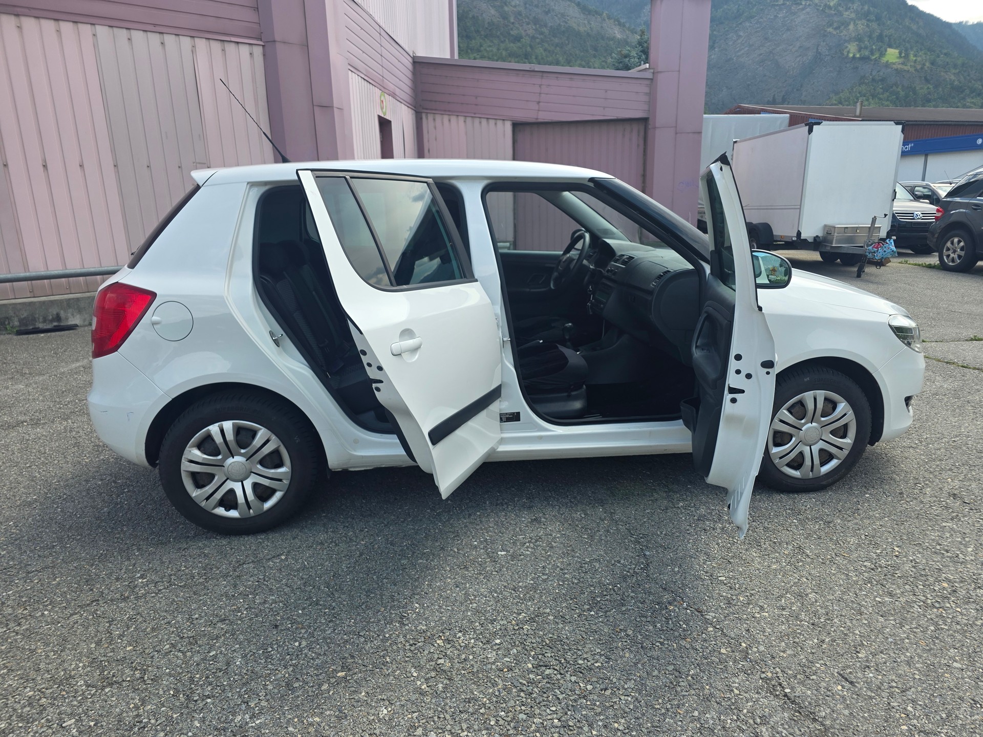 SKODA Fabia 1.2 Clever-image-8