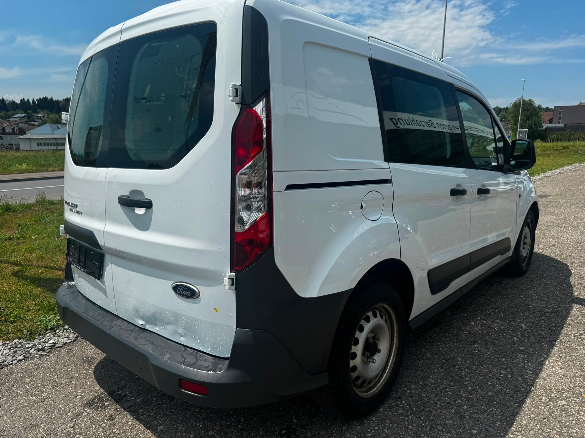 FORD Transit Connect Van T200 1.6 TDCi Ambiente-image-4