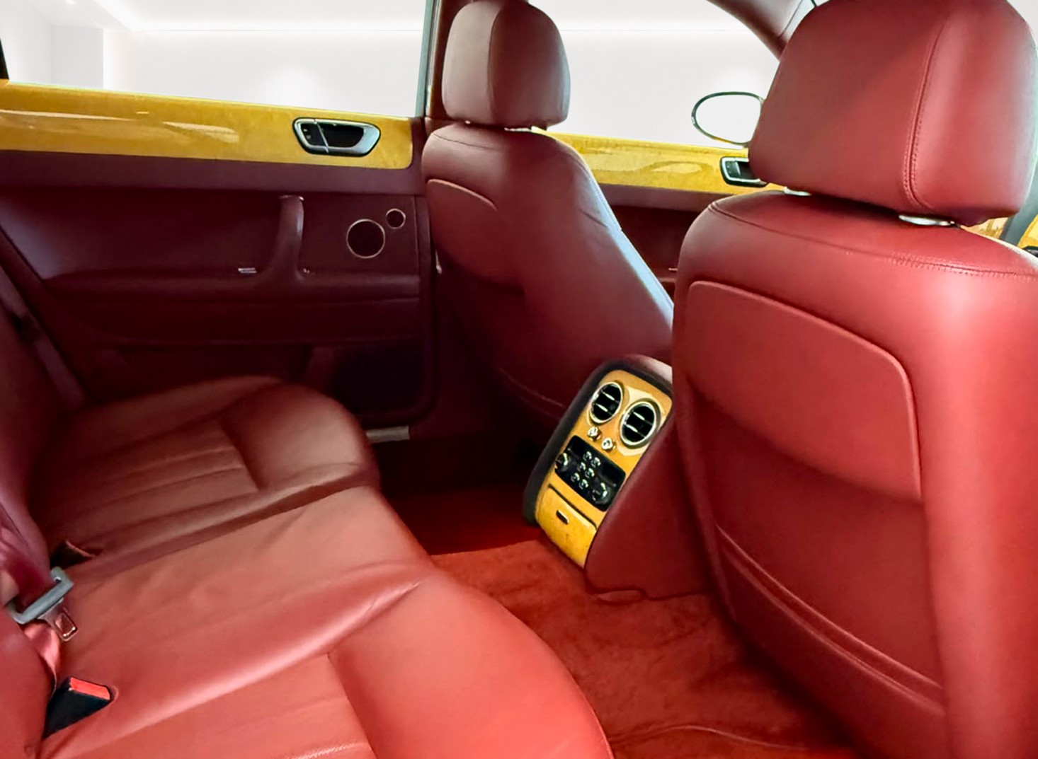 BENTLEY Continental Flying Spur 6.0 inkl. Garantie! 2. Hand! Bentley Service & fresh MFK!-image-13