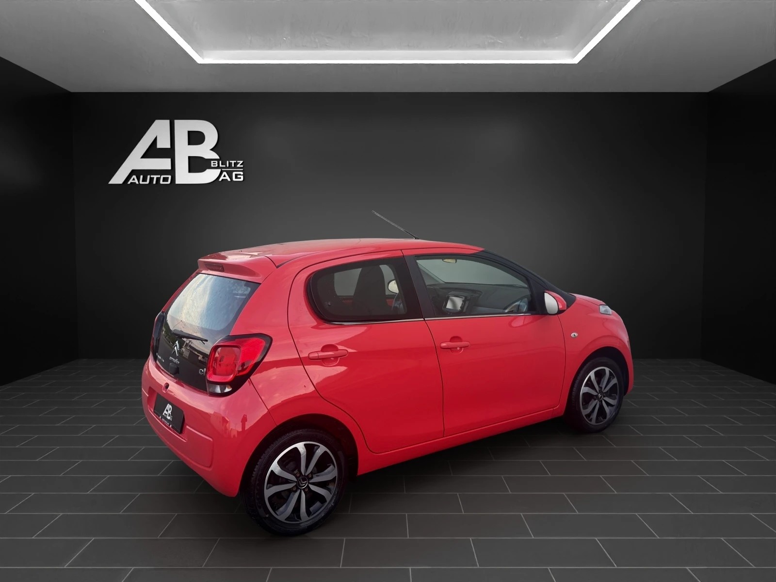 CITROEN C1 1.2 VTi Swiss&Me mit 82 PS-image-4