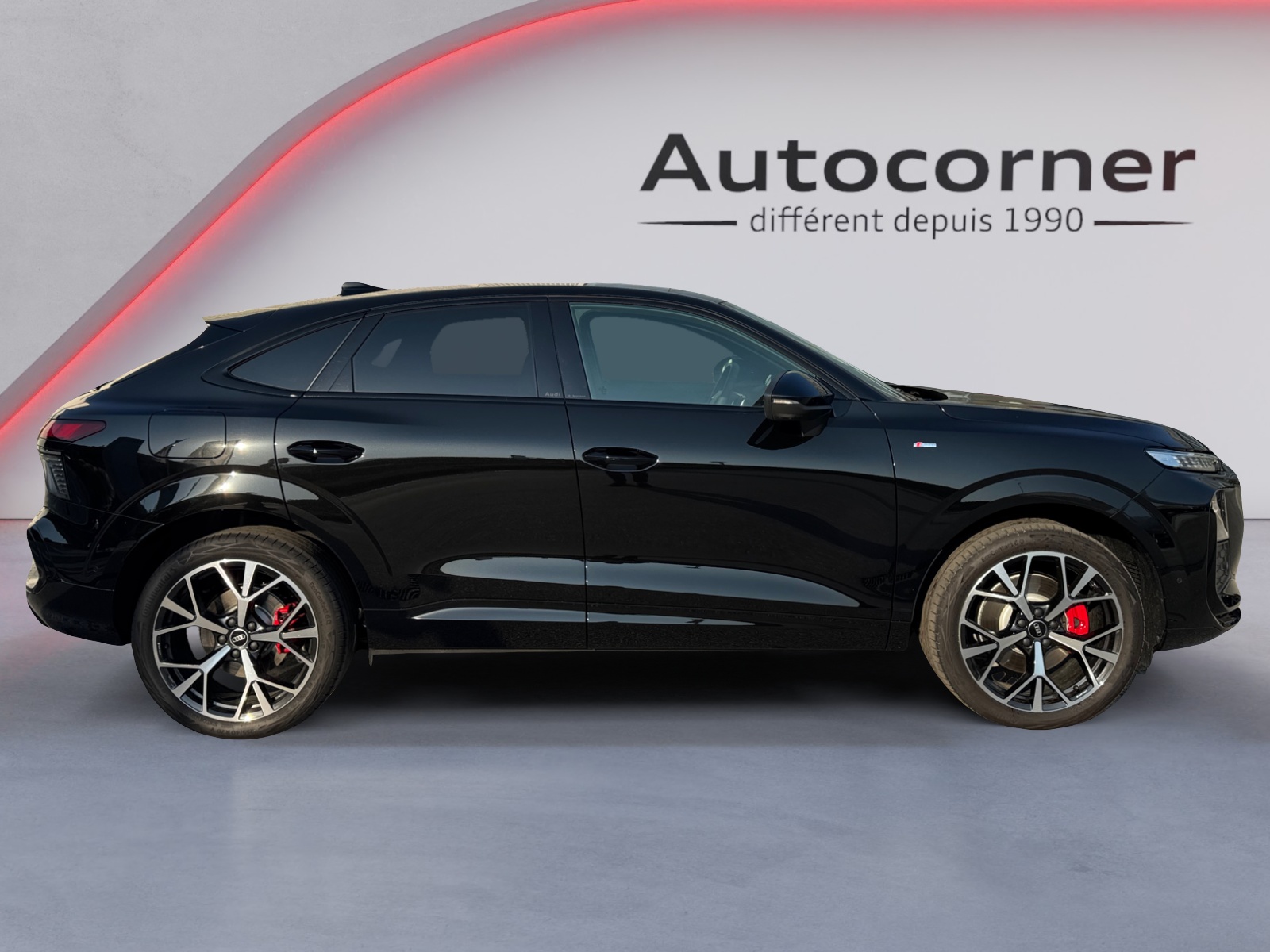 AUDI Q3 Sportback TFSI quattro 195 kW S tronic-image-5
