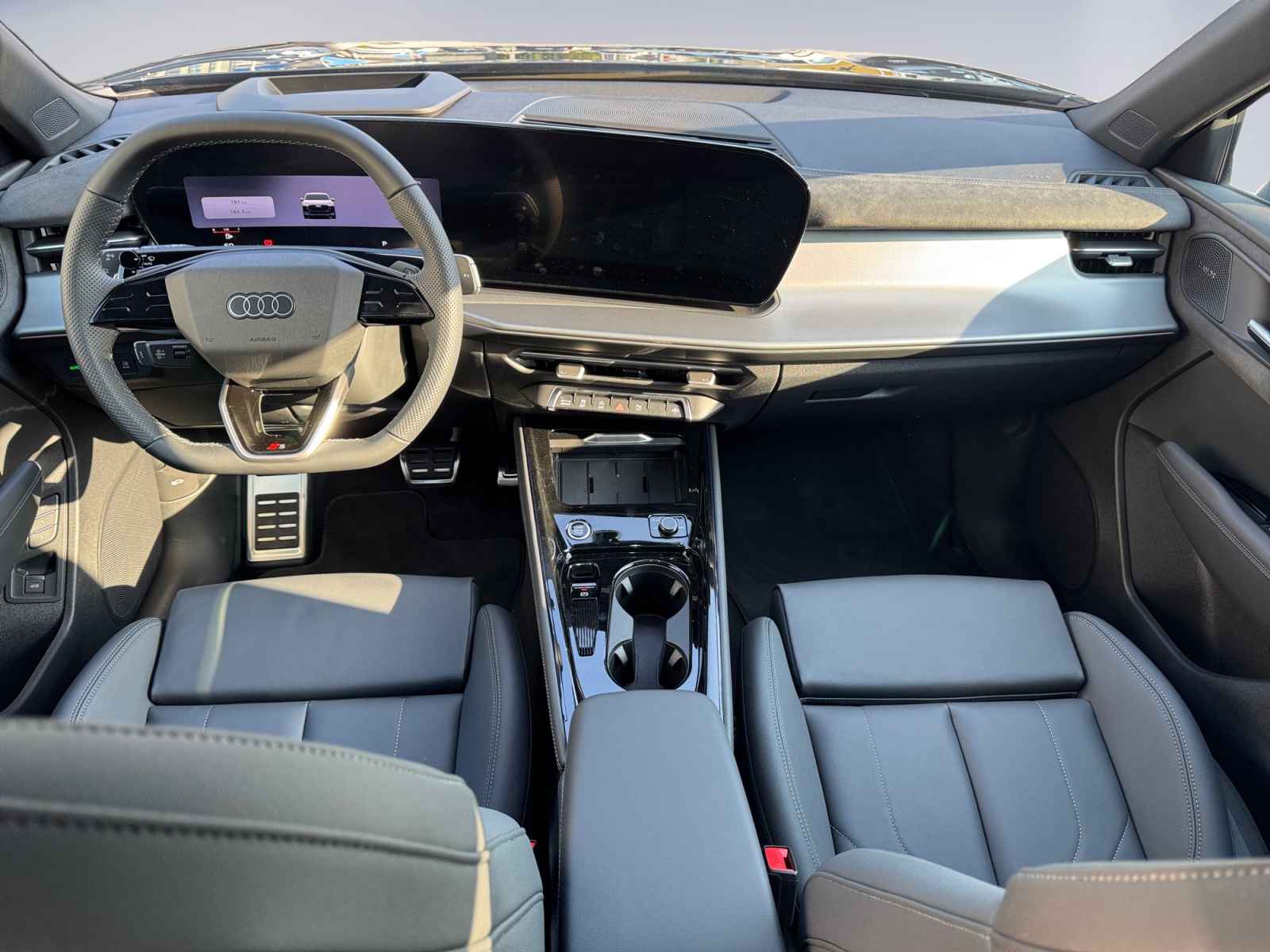 AUDI Q3 Sportback TFSI quattro 195 kW S tronic-image-9