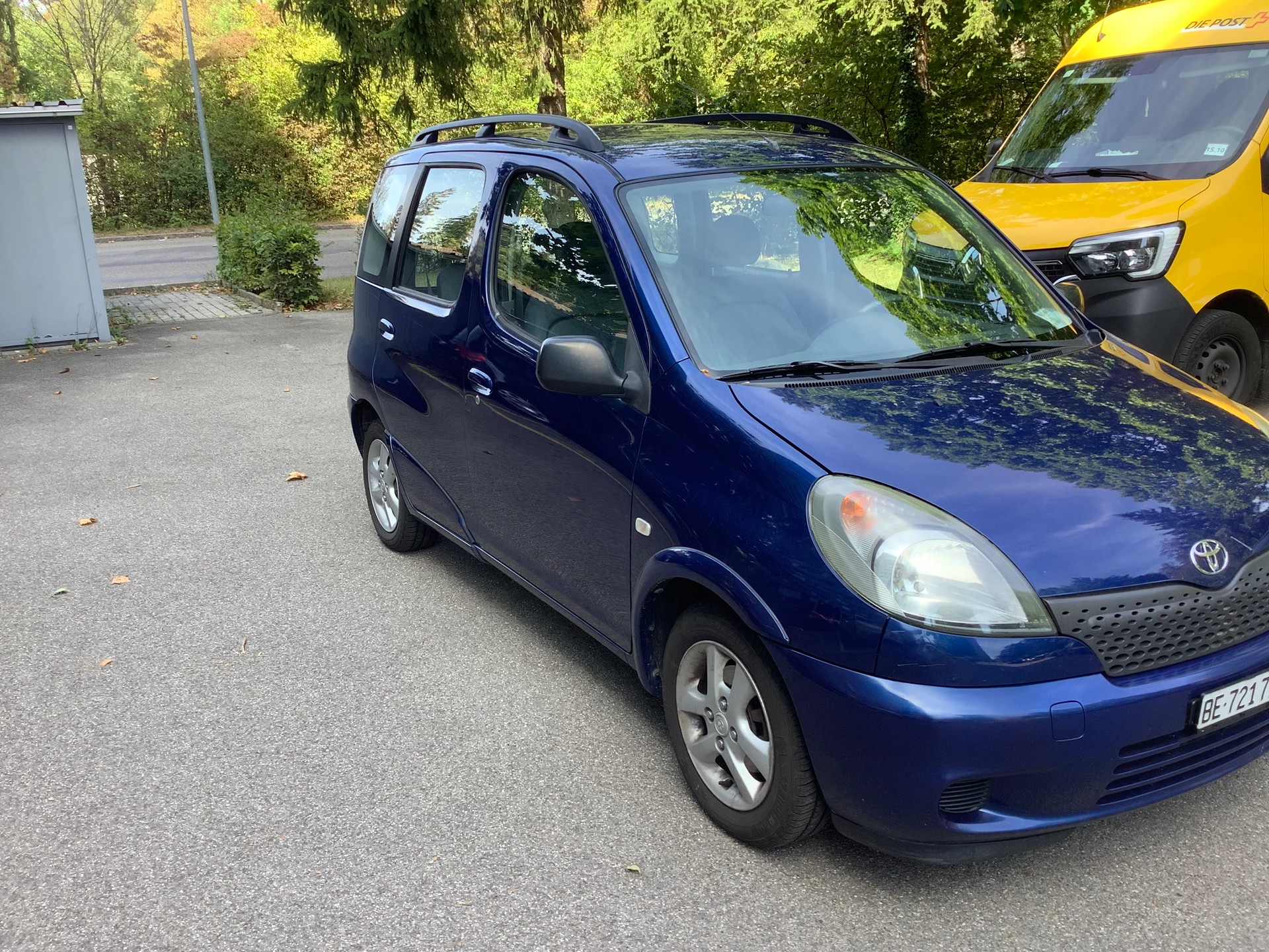 TOYOTA Yaris Verso 1.3 Linea Luna-image-1