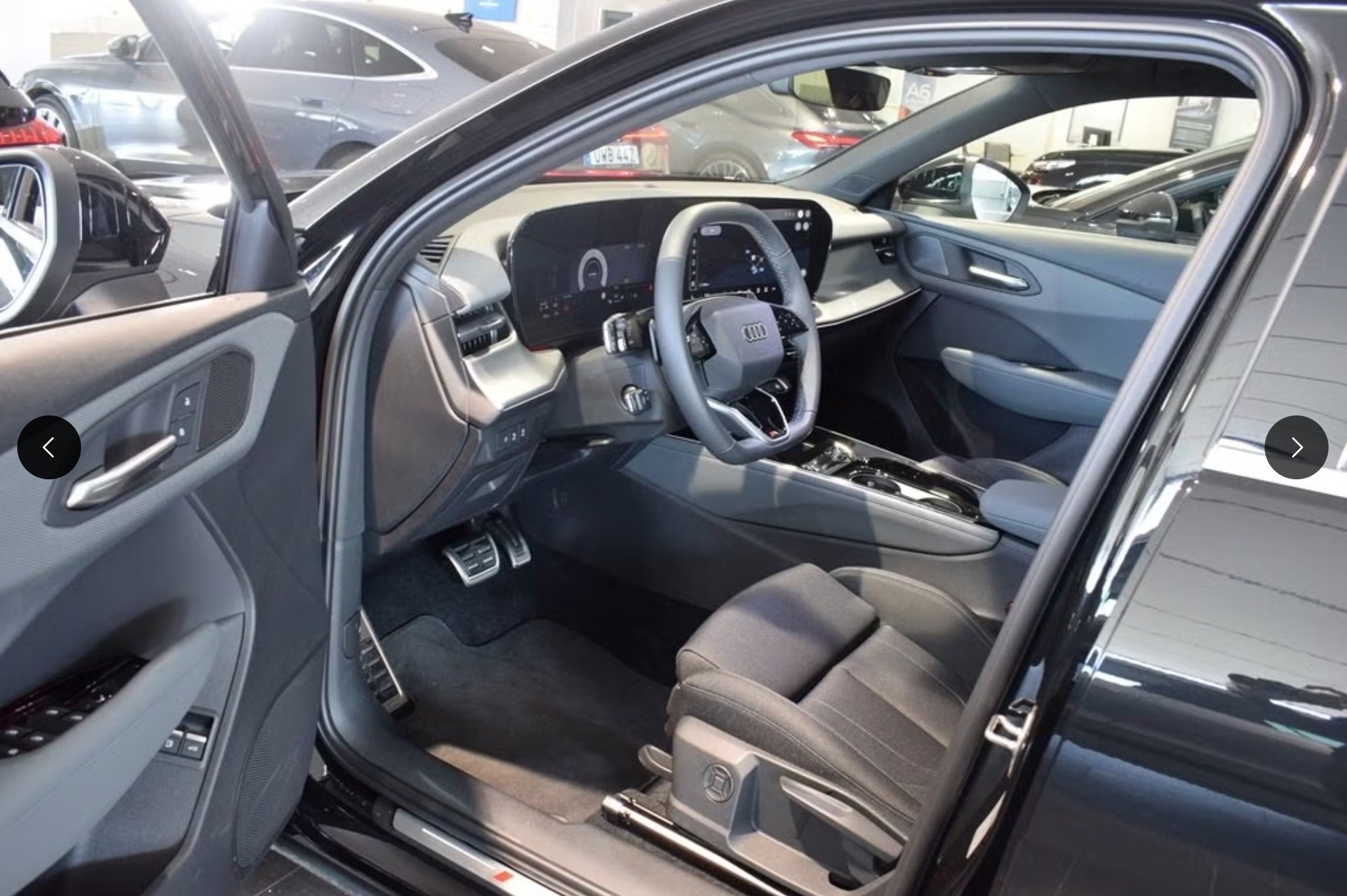 AUDI Q3 Sportback e-hybrid 200 kW S tronig-image-2