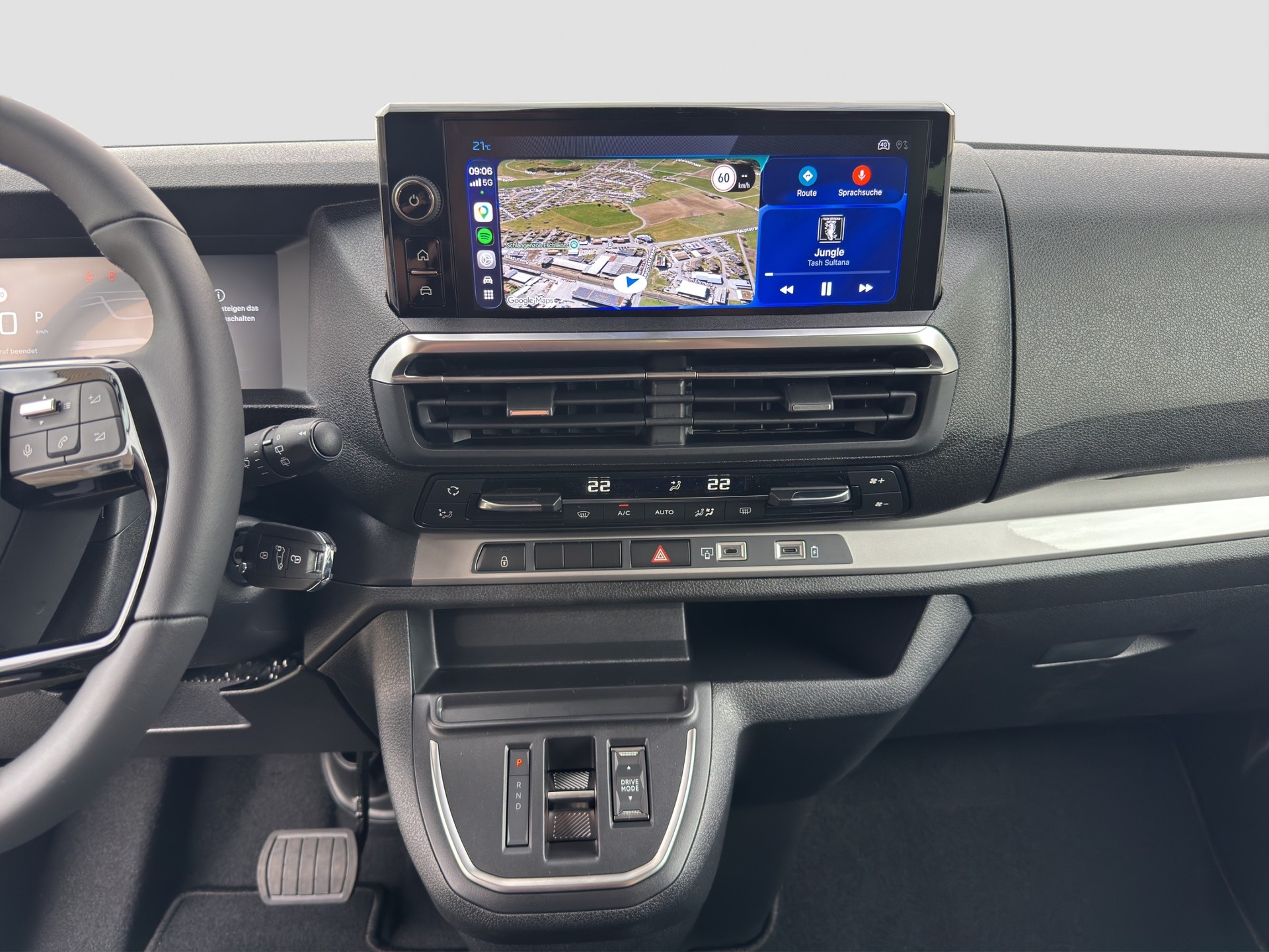 PEUGEOT Traveller 2.2 BlueHDi Family Edition Standard EAT8-image-5