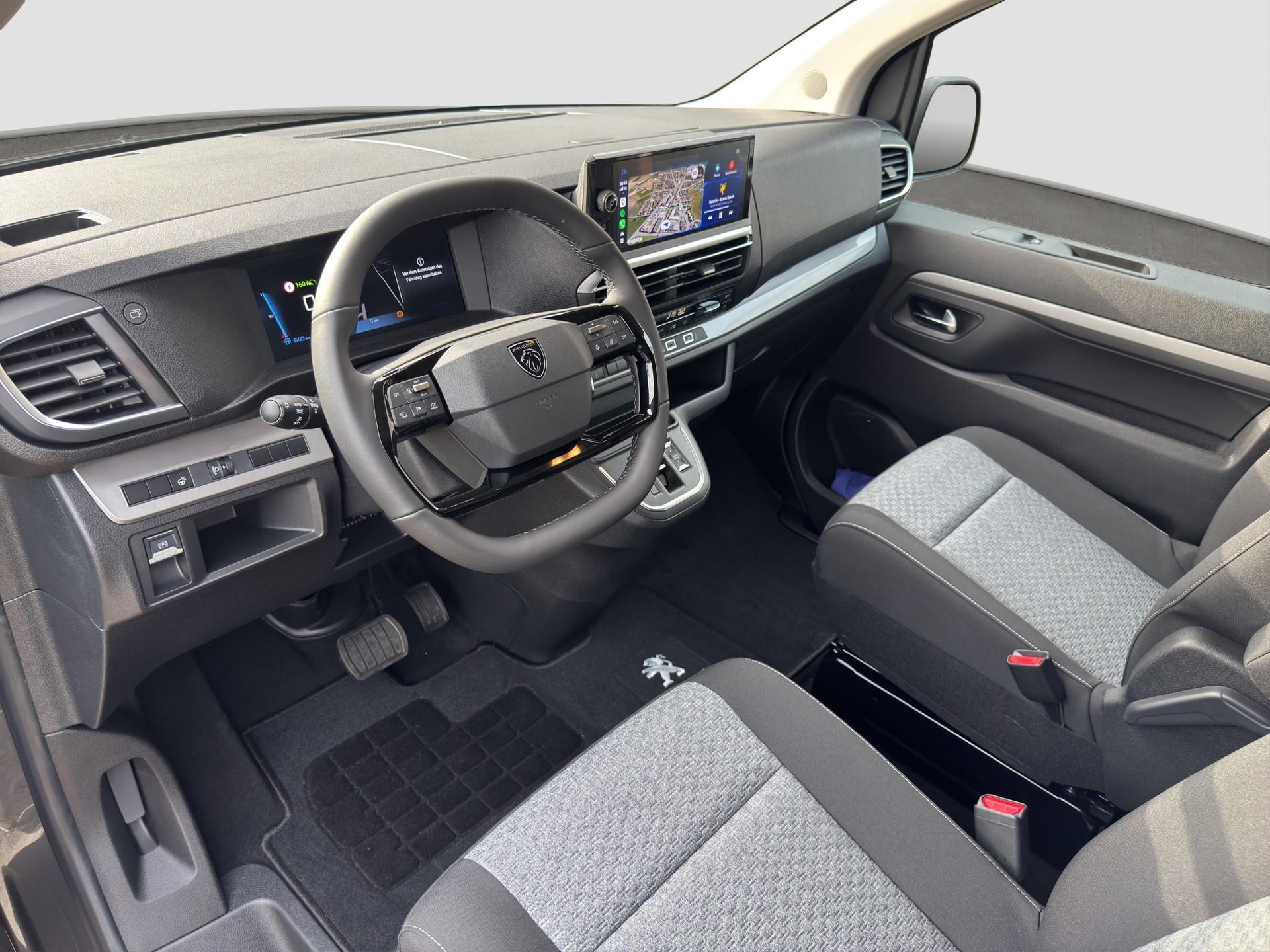 PEUGEOT Traveller 2.2 BlueHDi Family Edition Standard EAT8-image-9