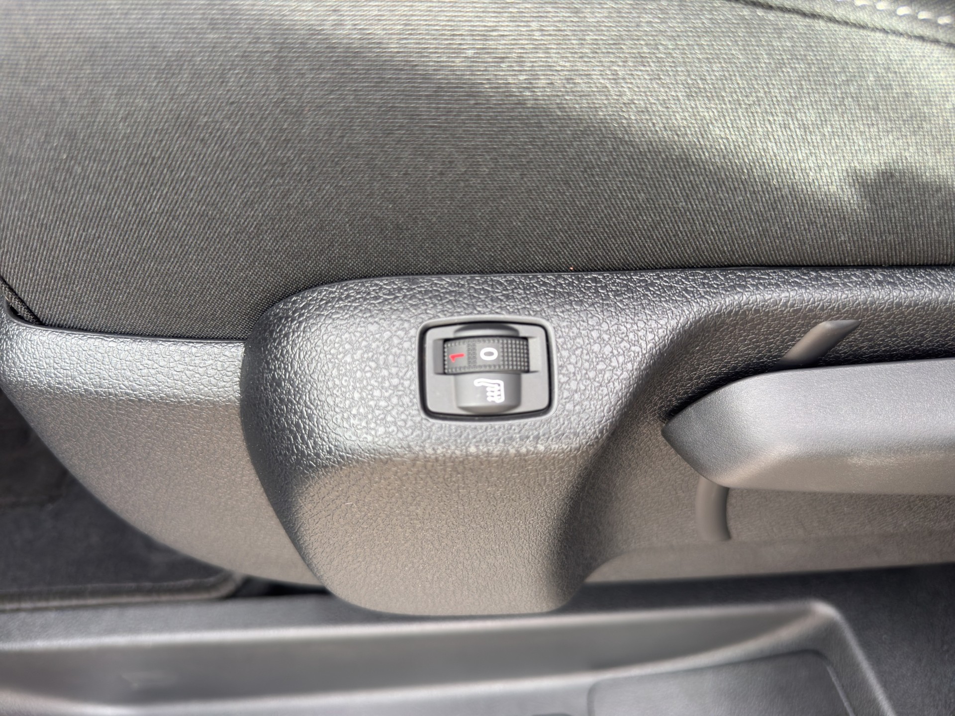 PEUGEOT Traveller 2.2 BlueHDi Family Edition Standard EAT8-image-10