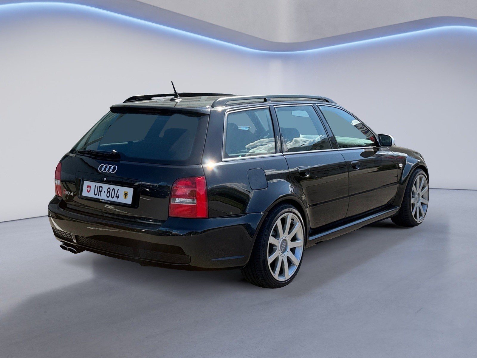 AUDI RS4 Avant 2.7 V6 Biturbo quattro-image-4