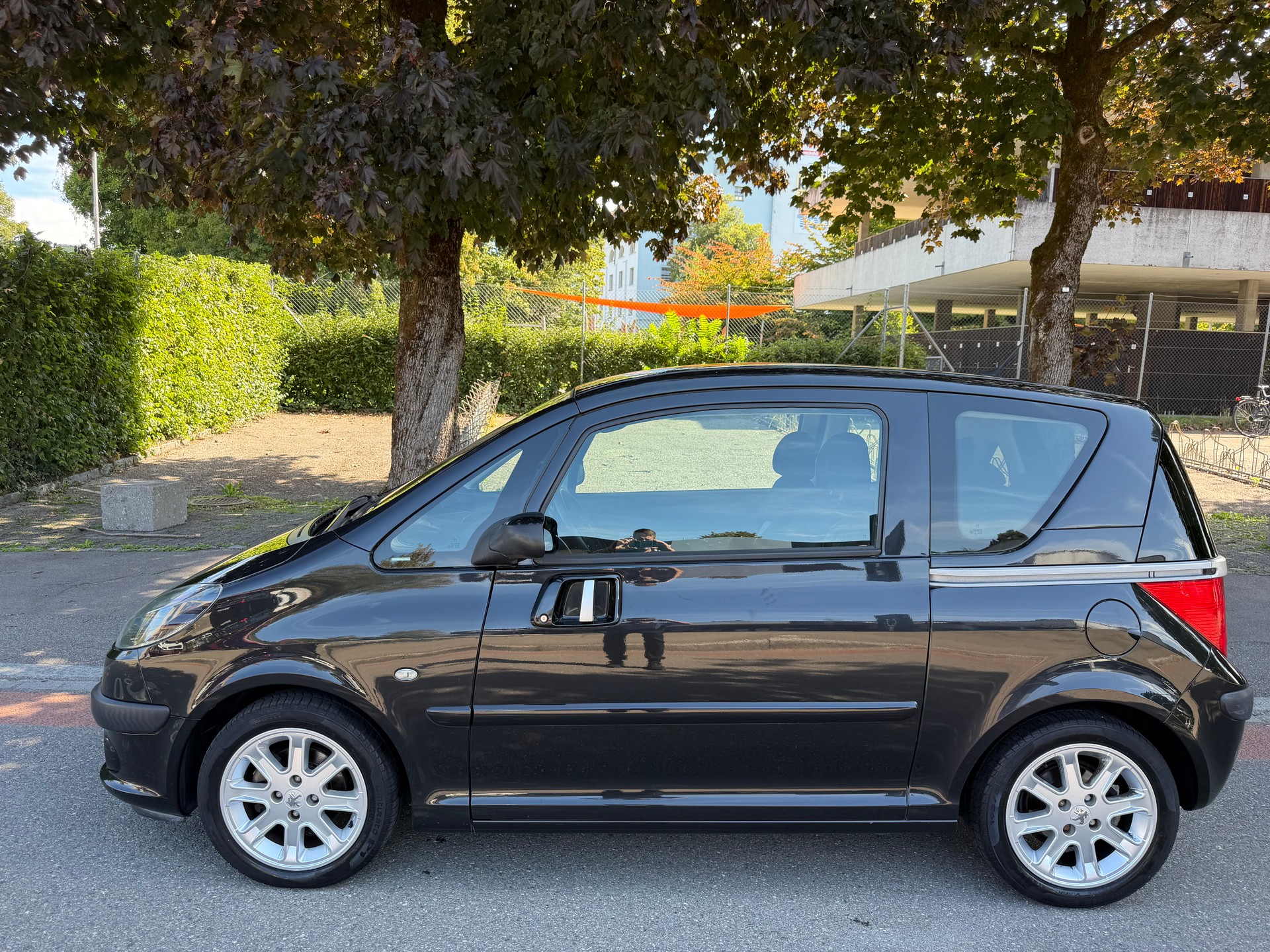 PEUGEOT 1007 1.6 Sport(y) 2-Tronic-image-2