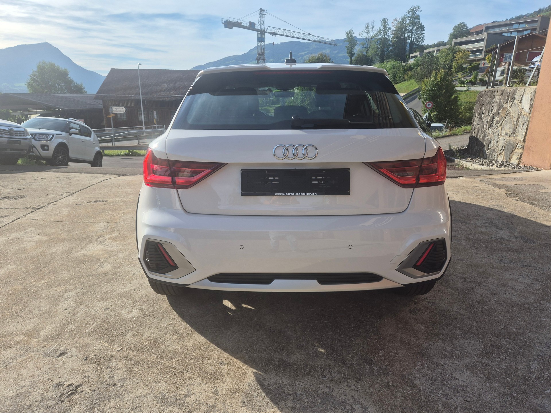 AUDI A1 allstreet 30 TFSI Attraction S-tronic-image-2