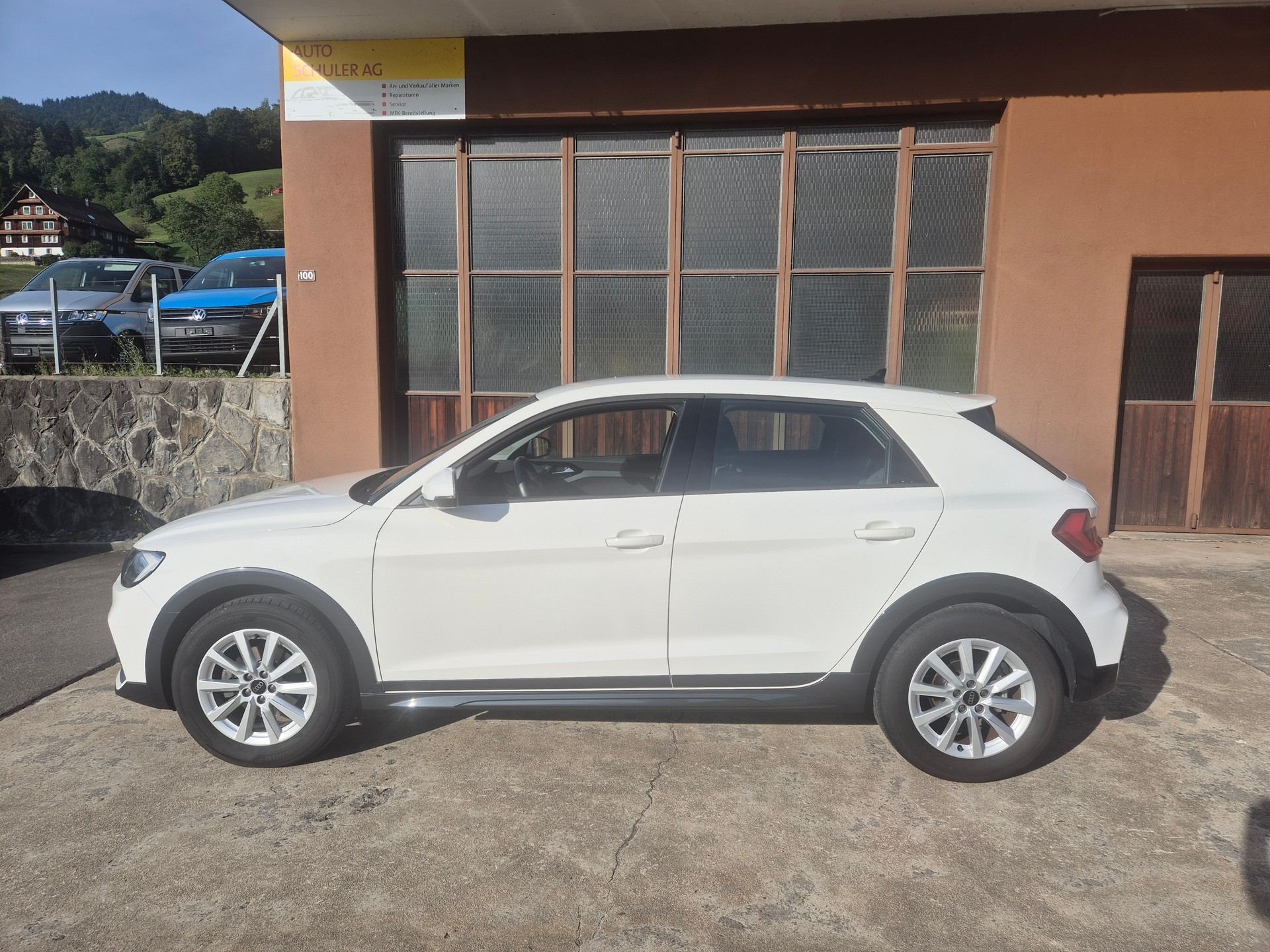 AUDI A1 allstreet 30 TFSI Attraction S-tronic-image-1
