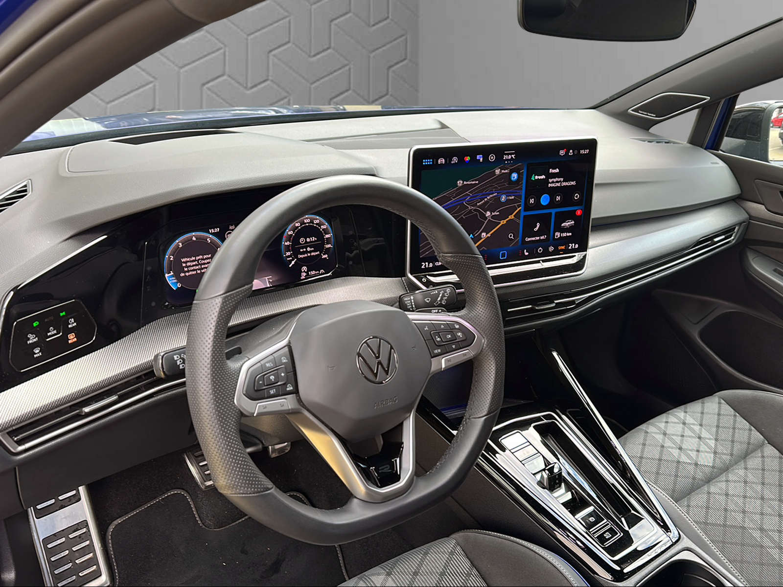 VW Golf 1.5 e TSI mHEV R-Line DSG-image-11