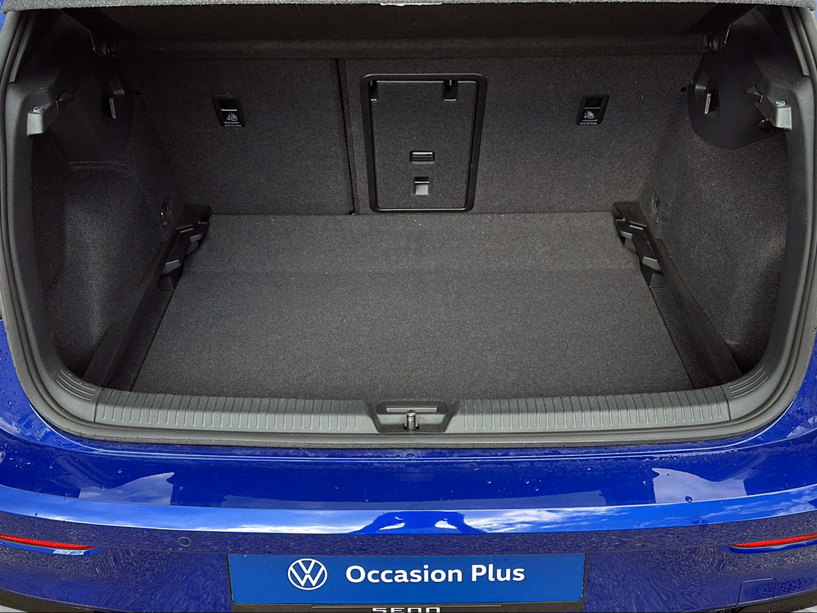 VW Golf 1.5 e TSI mHEV R-Line DSG-image-9