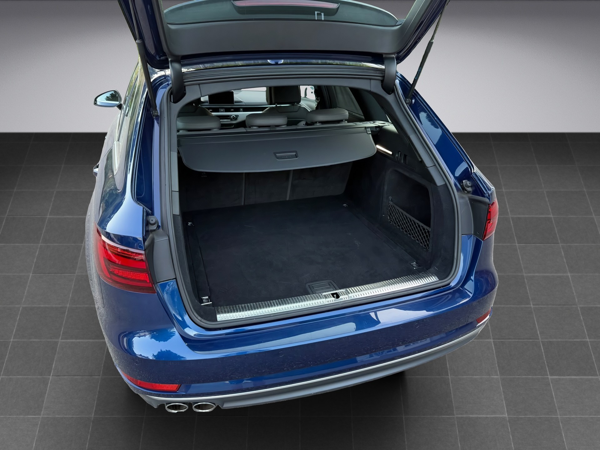 AUDI A4 Avant 3.0 TDI Sport S-tronic * S Line *-image-18