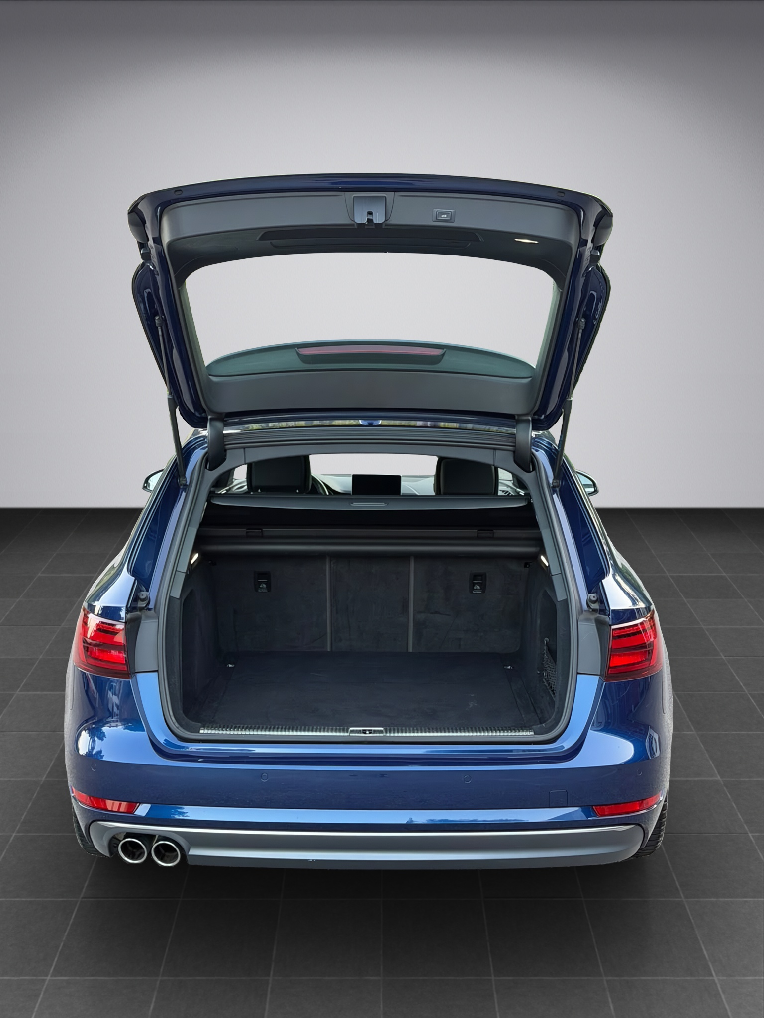 AUDI A4 Avant 3.0 TDI Sport S-tronic * S Line *-image-17