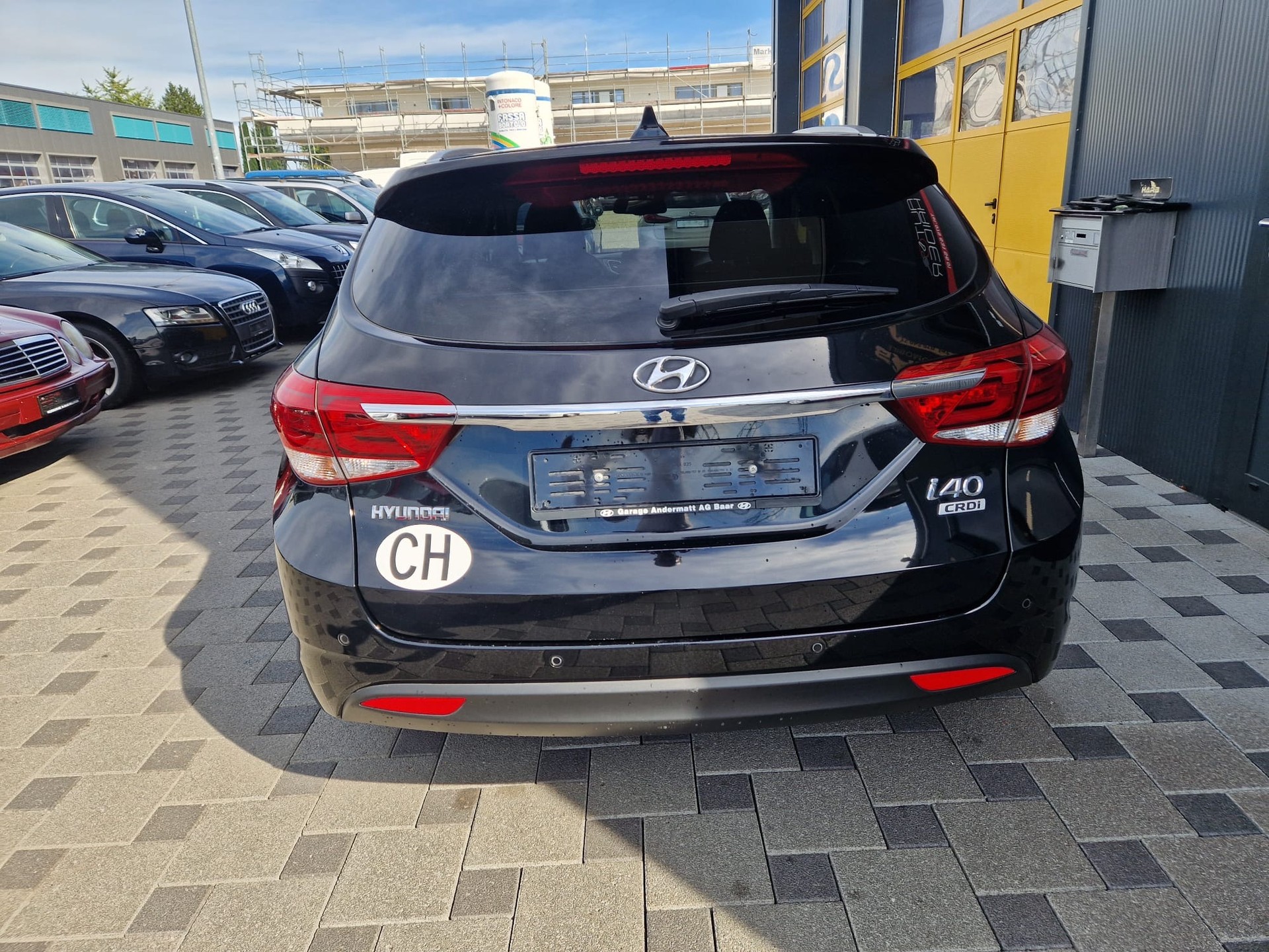 HYUNDAI i40 Wagon 1.7 CRDI Amplia Automatic-image-4