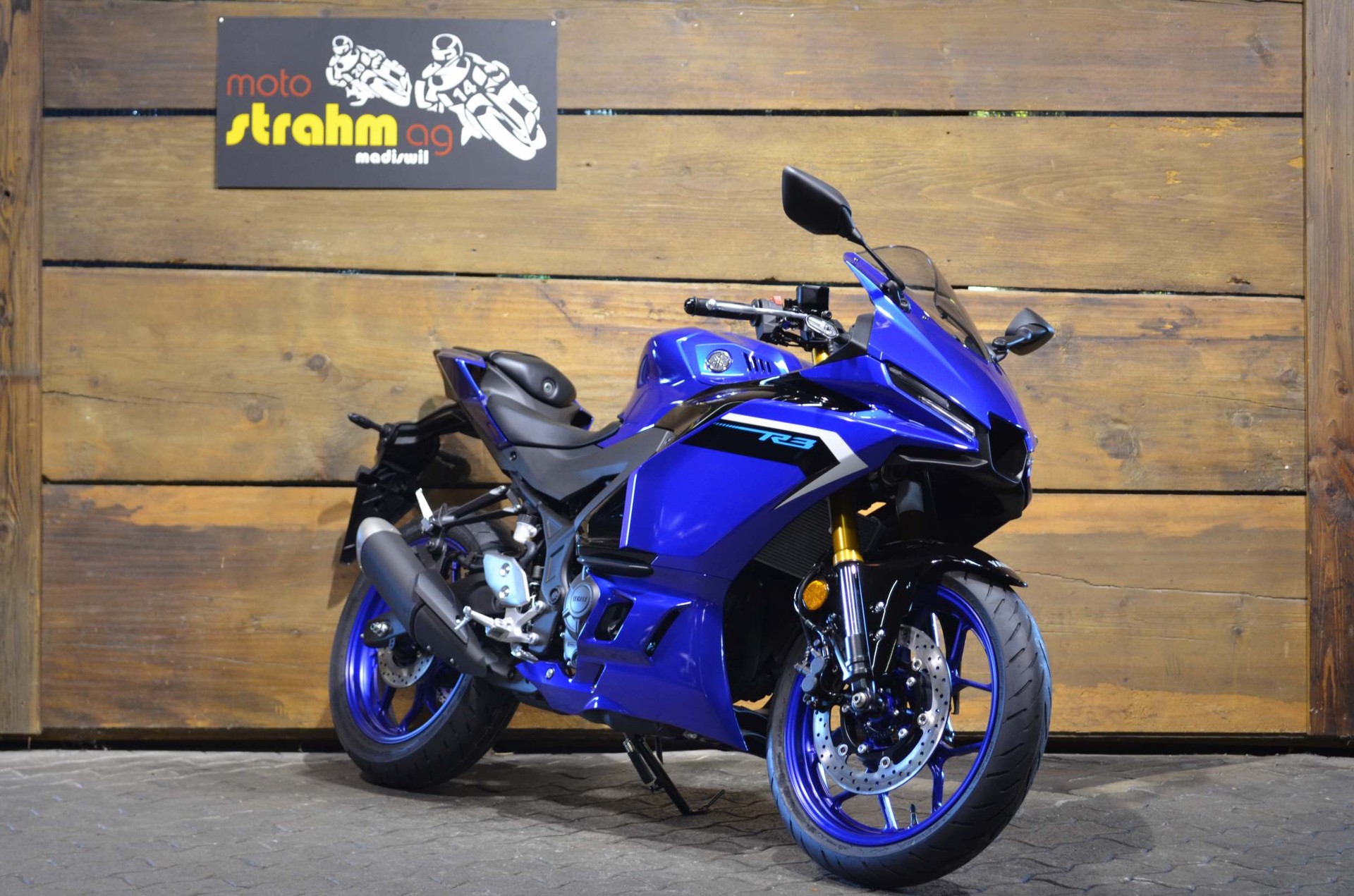 YAMAHA YZF-R3 ABS