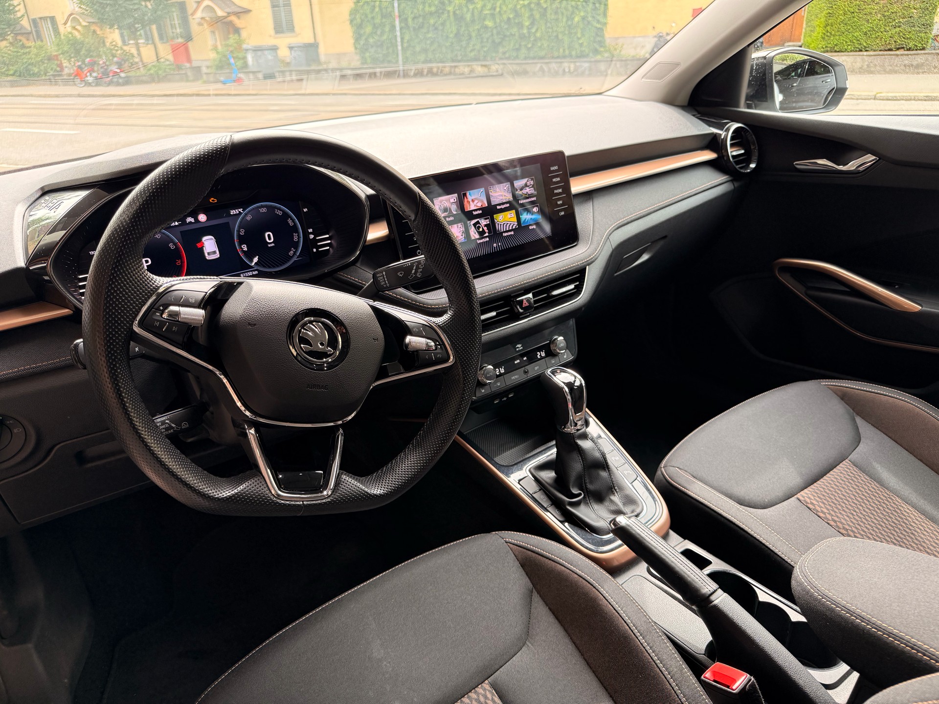 SKODA 1.0 TSI First Edition DSG-image-3