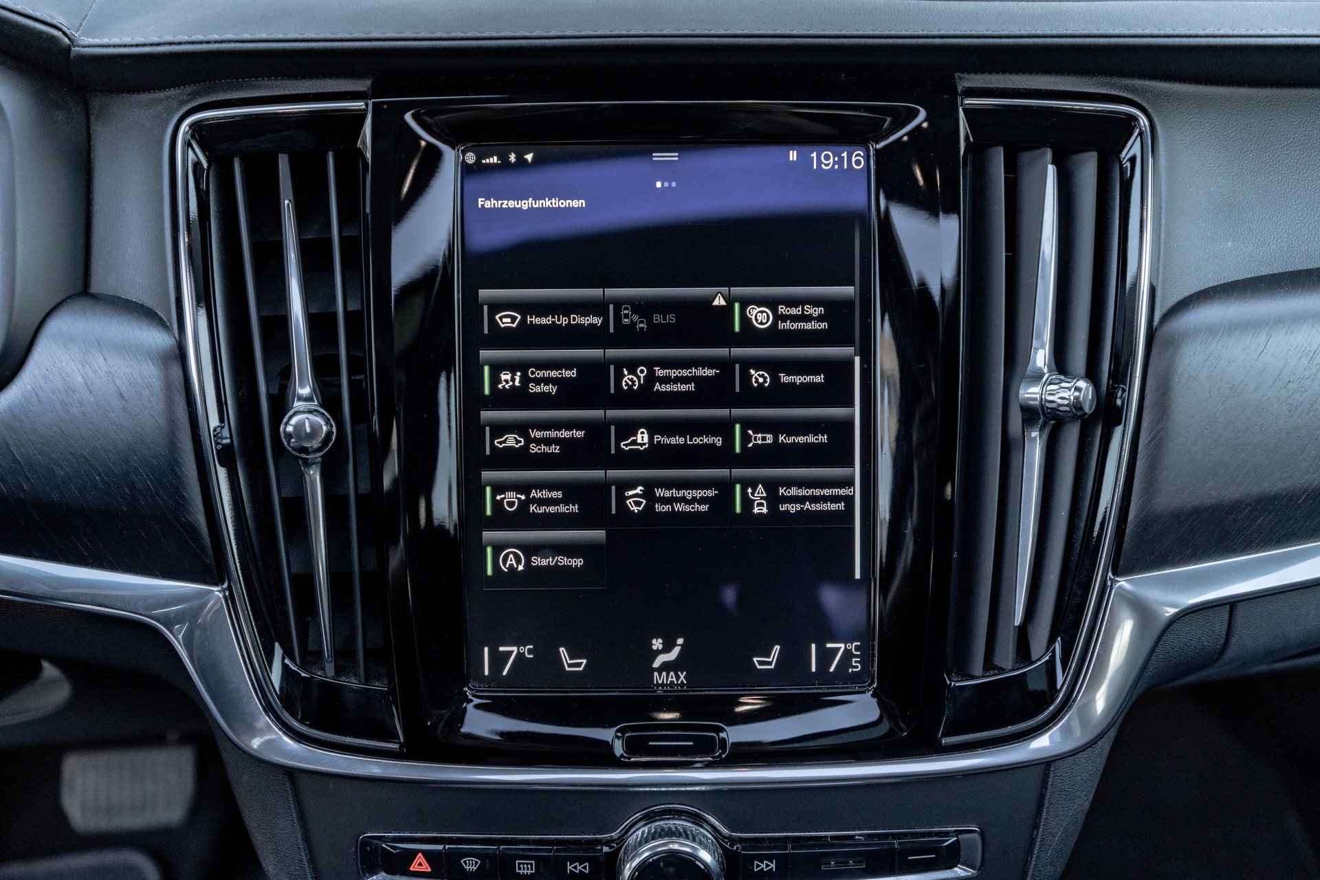 VOLVO V90 Cross Country D5 Pro AWD Geartronic Powerpulse * FRISCH AB MFK * TRAUMHAFTE AUSSTATTUNG * AHK *-image-18