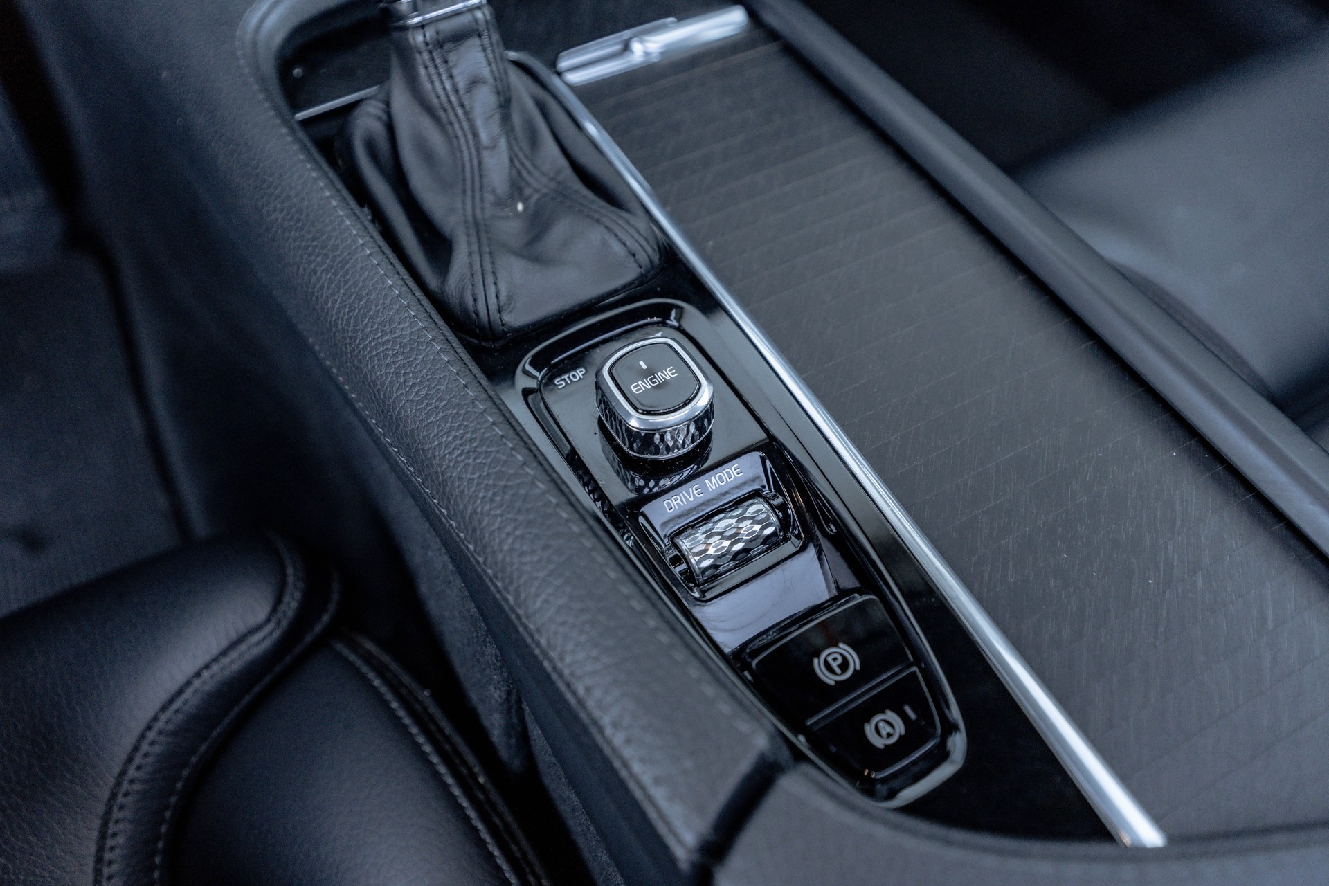 VOLVO V90 Cross Country D5 Pro AWD Geartronic Powerpulse * FRISCH AB MFK * TRAUMHAFTE AUSSTATTUNG * AHK *-image-19
