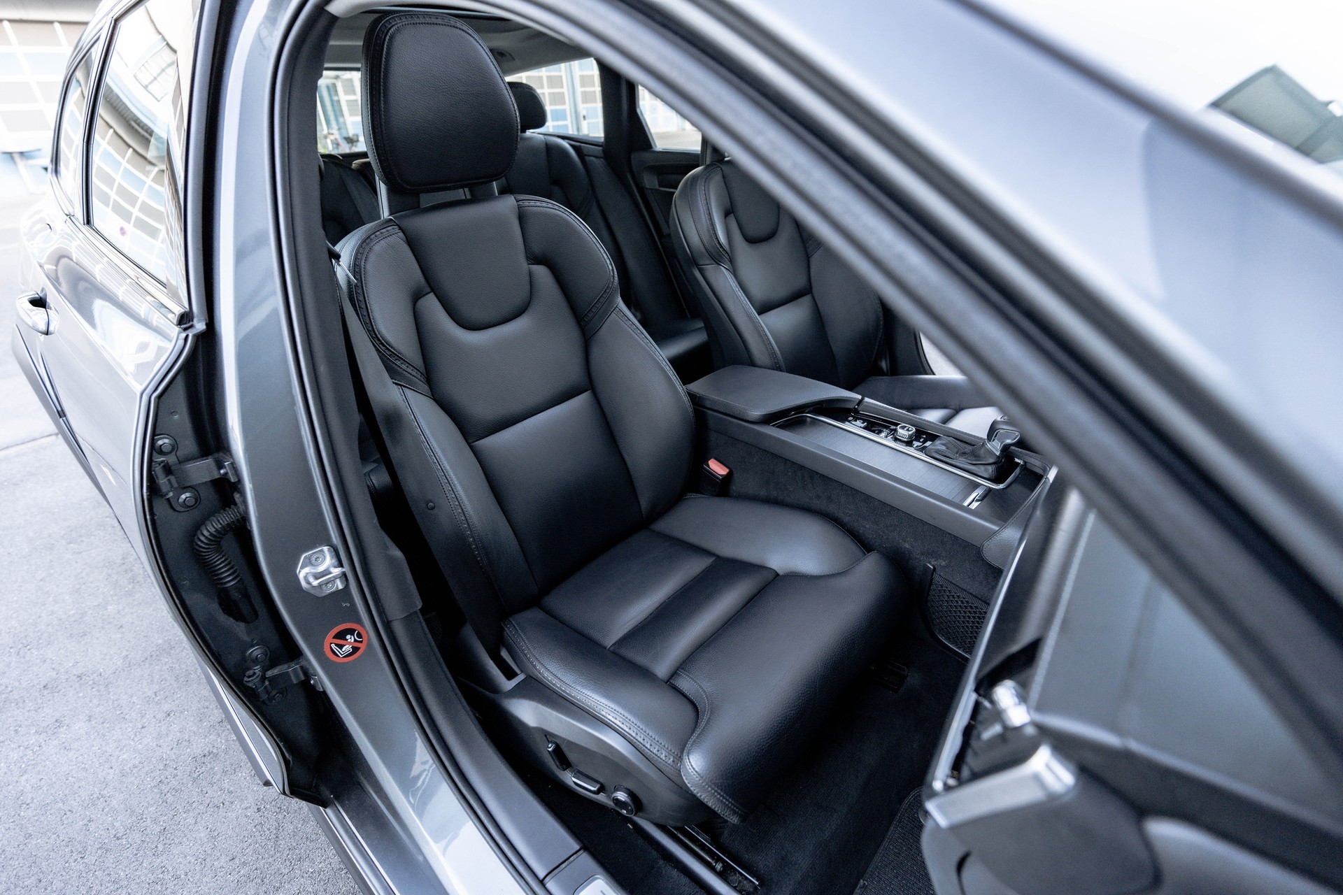 VOLVO V90 Cross Country D5 Pro AWD Geartronic Powerpulse * FRISCH AB MFK * TRAUMHAFTE AUSSTATTUNG * AHK *-image-13