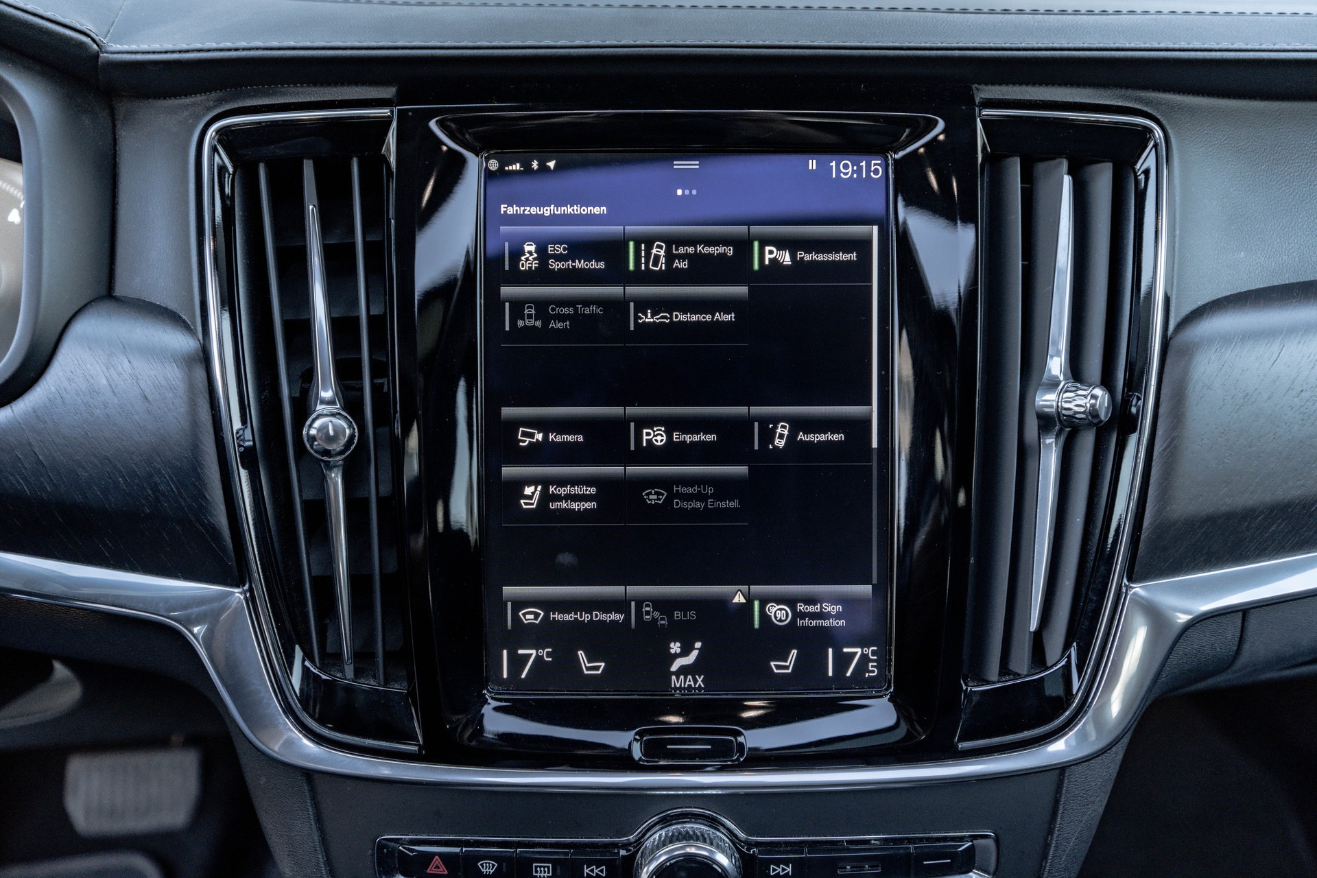 VOLVO V90 Cross Country D5 Pro AWD Geartronic Powerpulse * FRISCH AB MFK * TRAUMHAFTE AUSSTATTUNG * AHK *-image-17