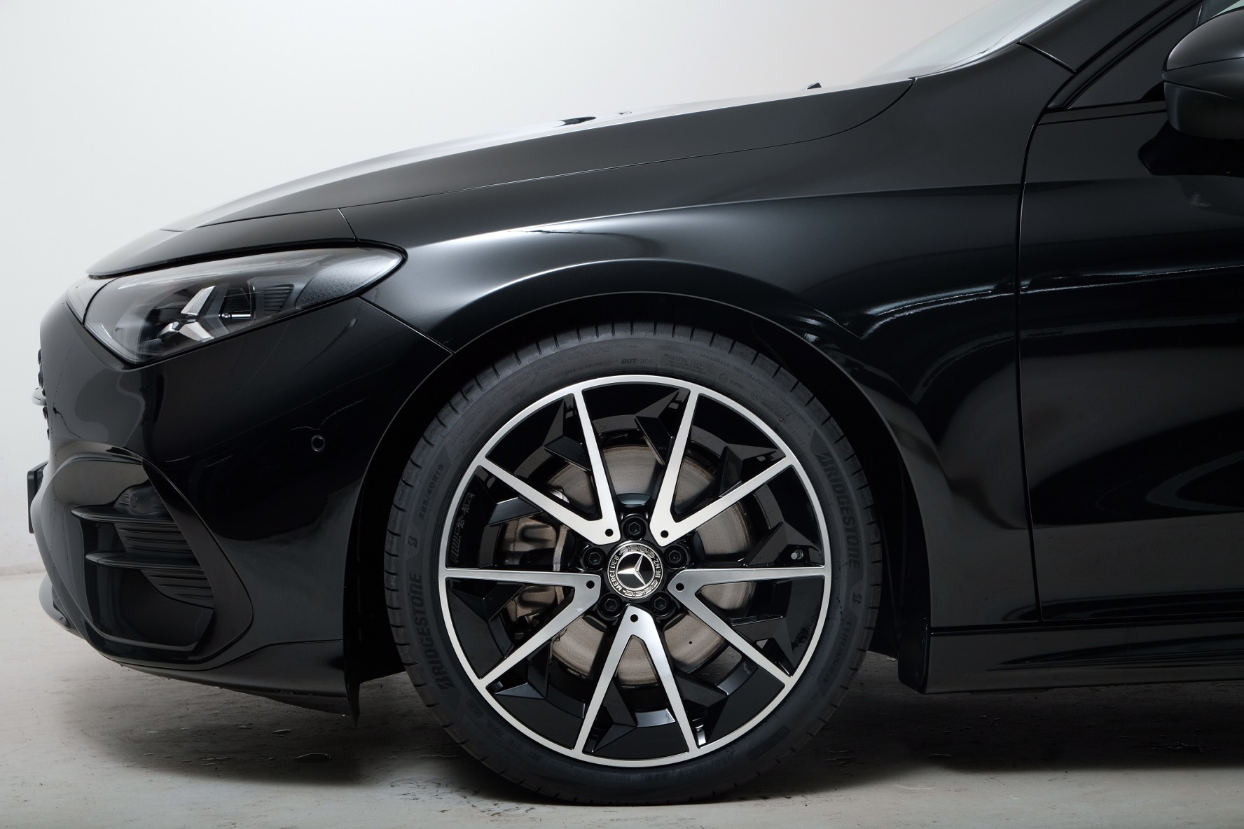 MERCEDES-BENZ CLA 220 AMG Line 4matic C178-showroom-element-2