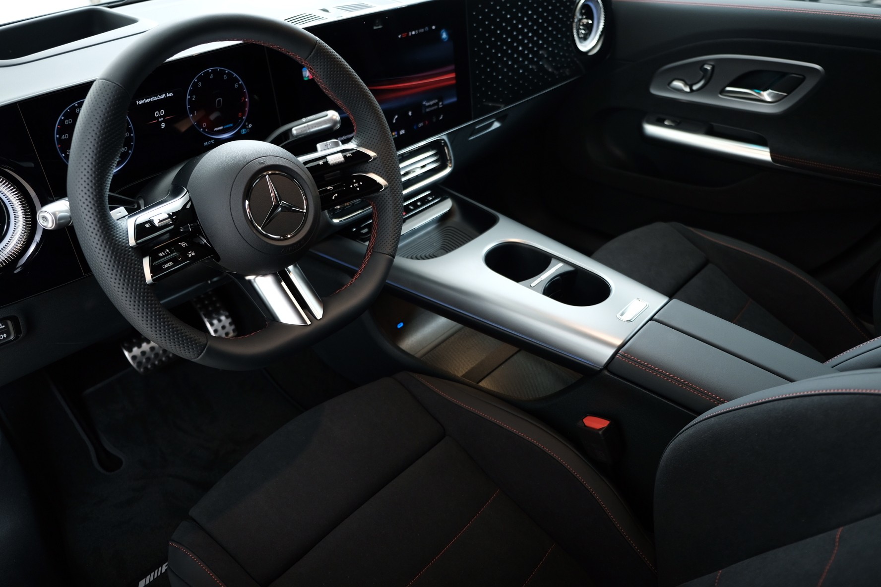 MERCEDES-BENZ CLA 220 AMG Line 4matic C178-image-8