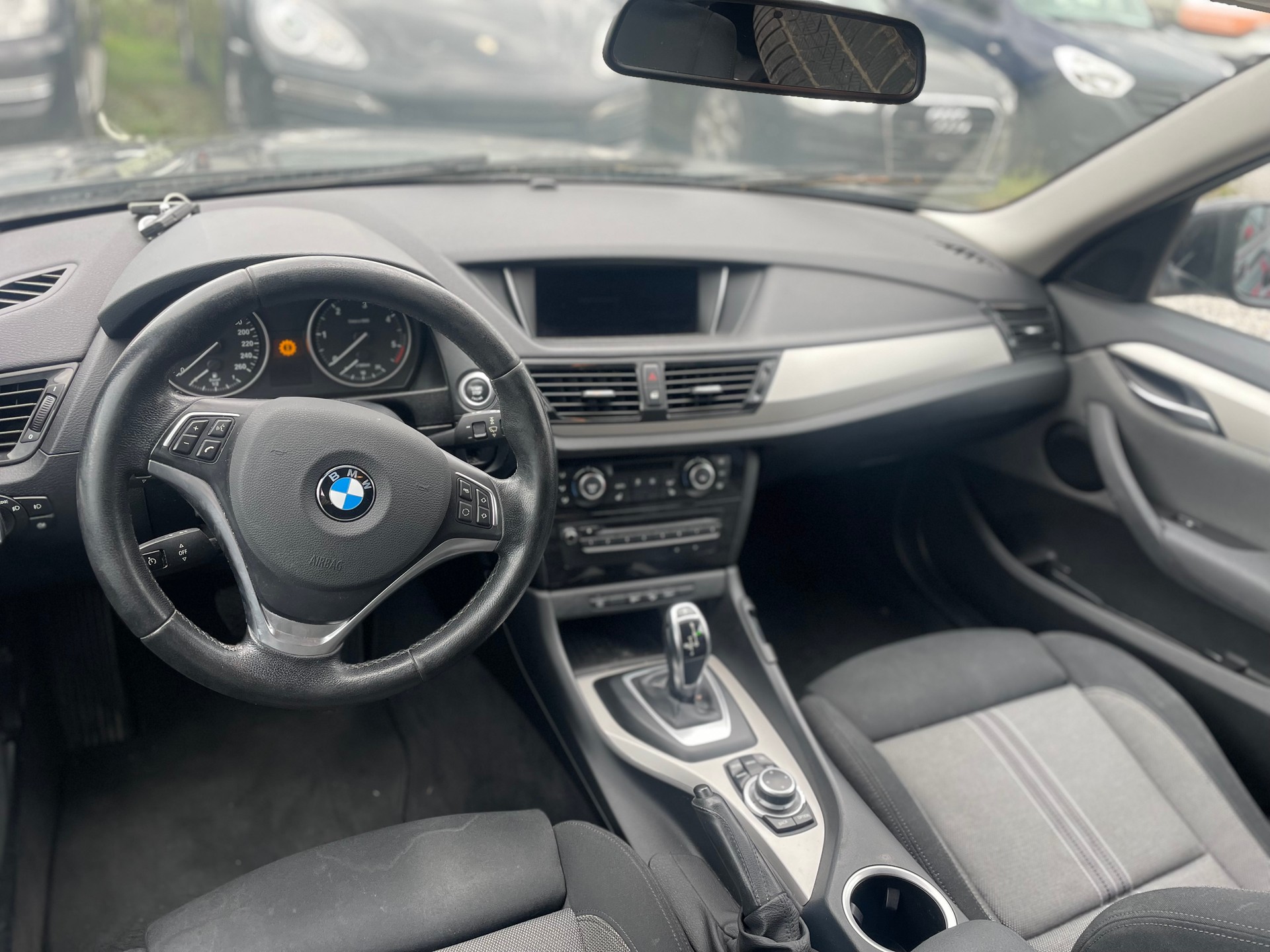 BMW X1 xDrive 18d xLine Steptronic-image-13