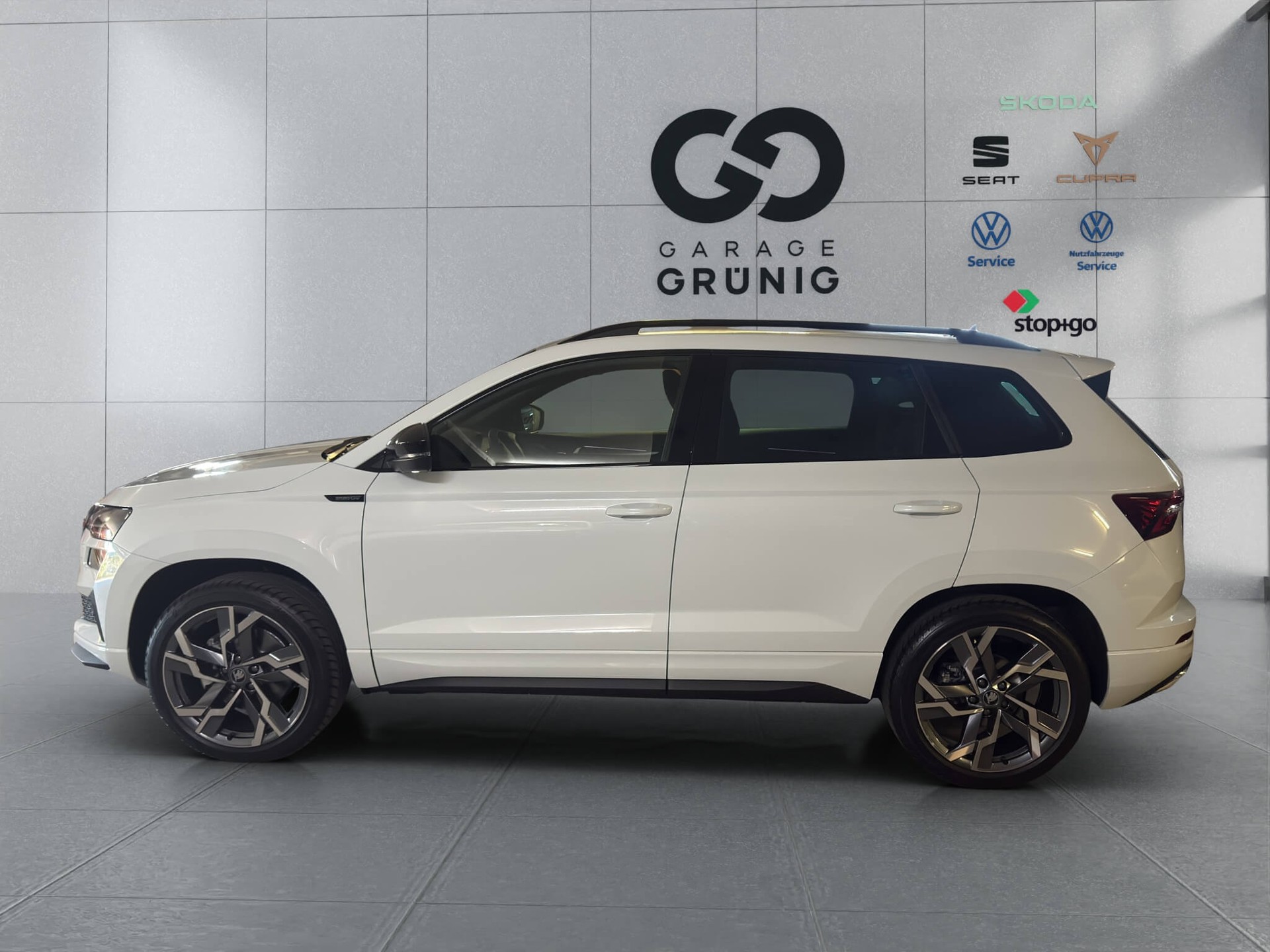 SKODA Karoq 2.0 TSI SportLine 4x4 DSG-showroom-element-2
