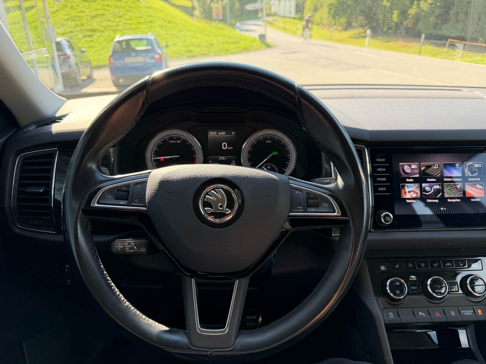 SKODA Kodiaq 2.0 TDI CR Style 4x4 DSG-image-16